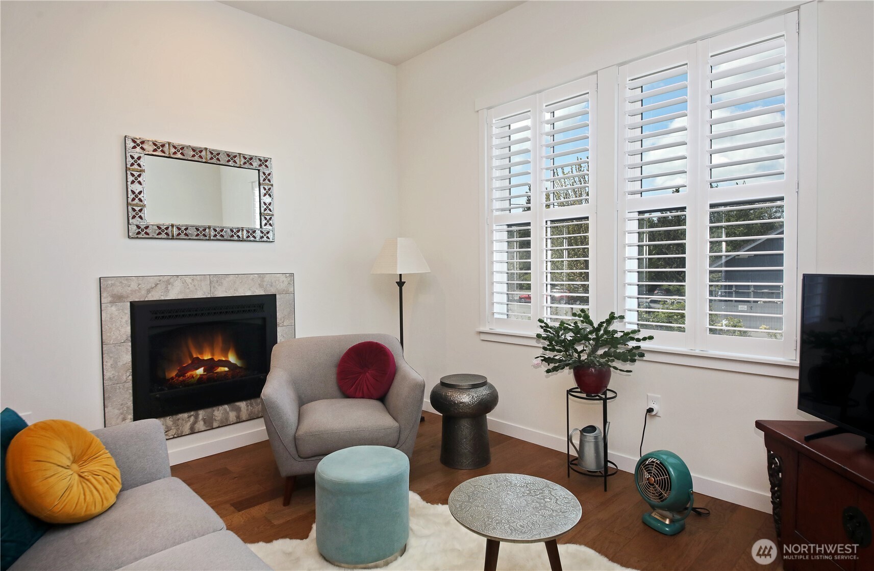 512 Cascade Avenue Unit: B