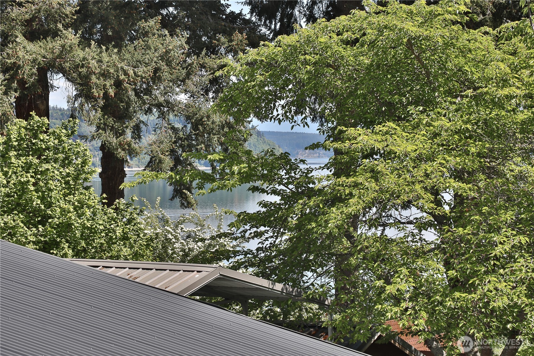 512 Cascade Avenue Unit: B