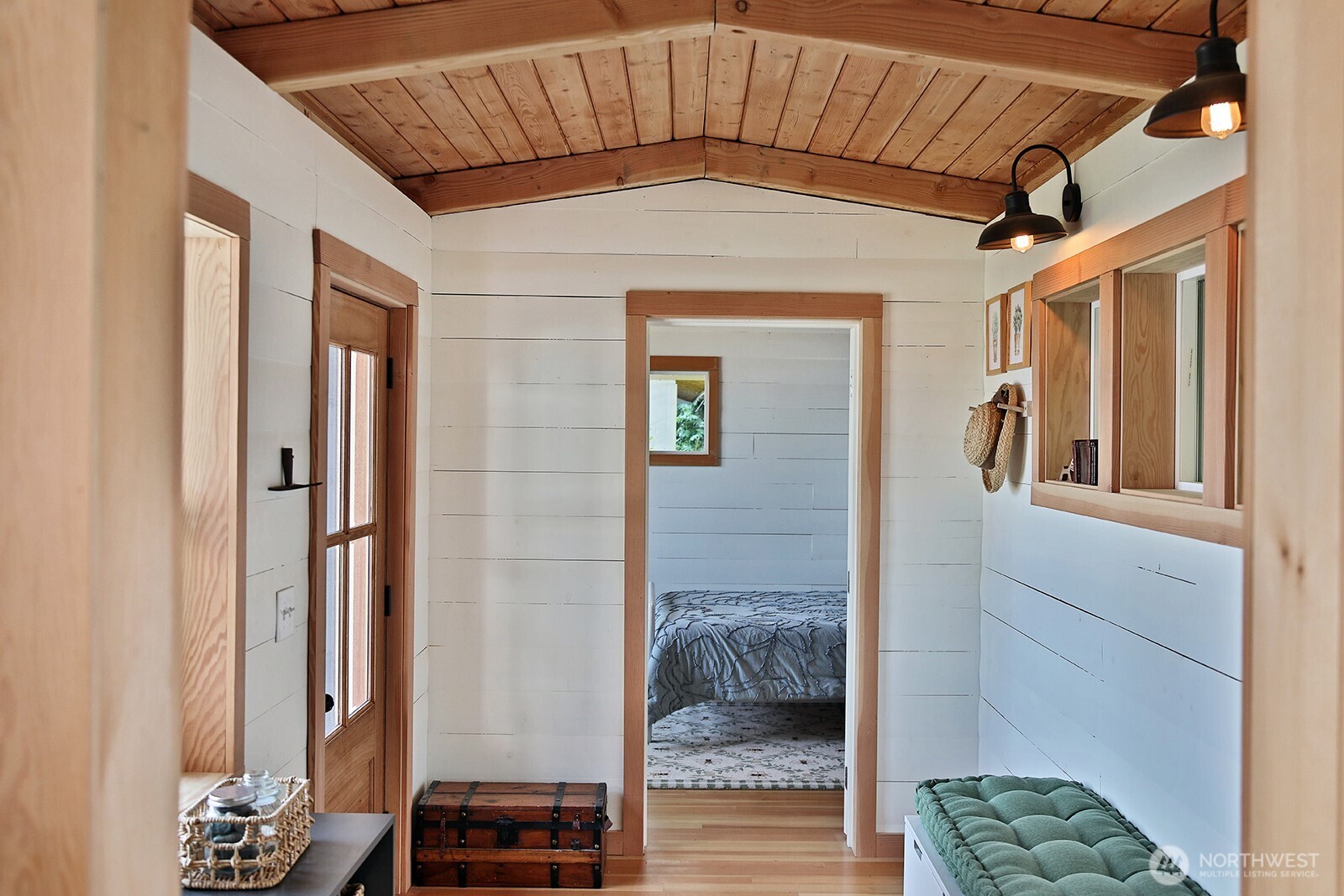 7960 Possession Beach Walk