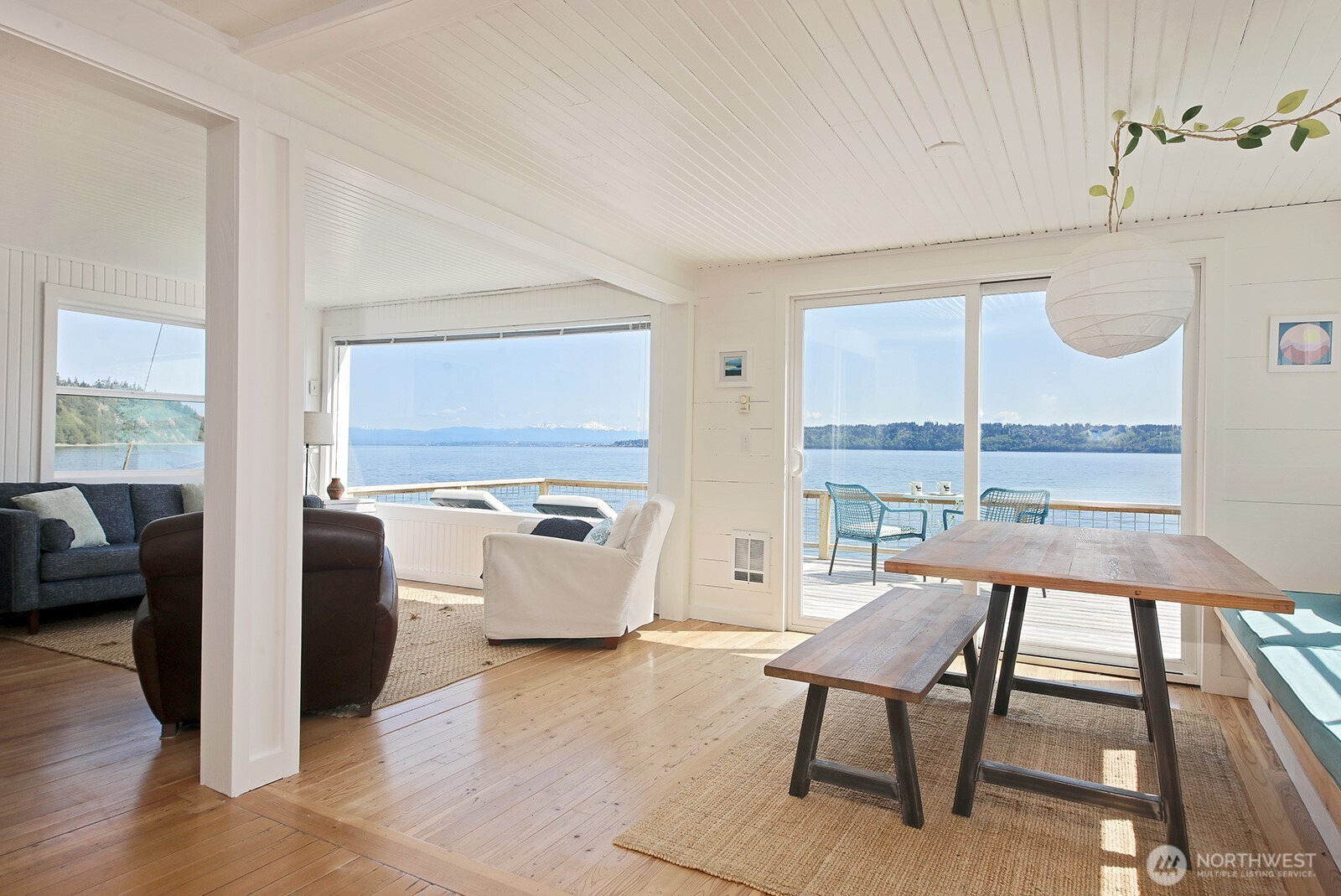 7960 Possession Beach Walk