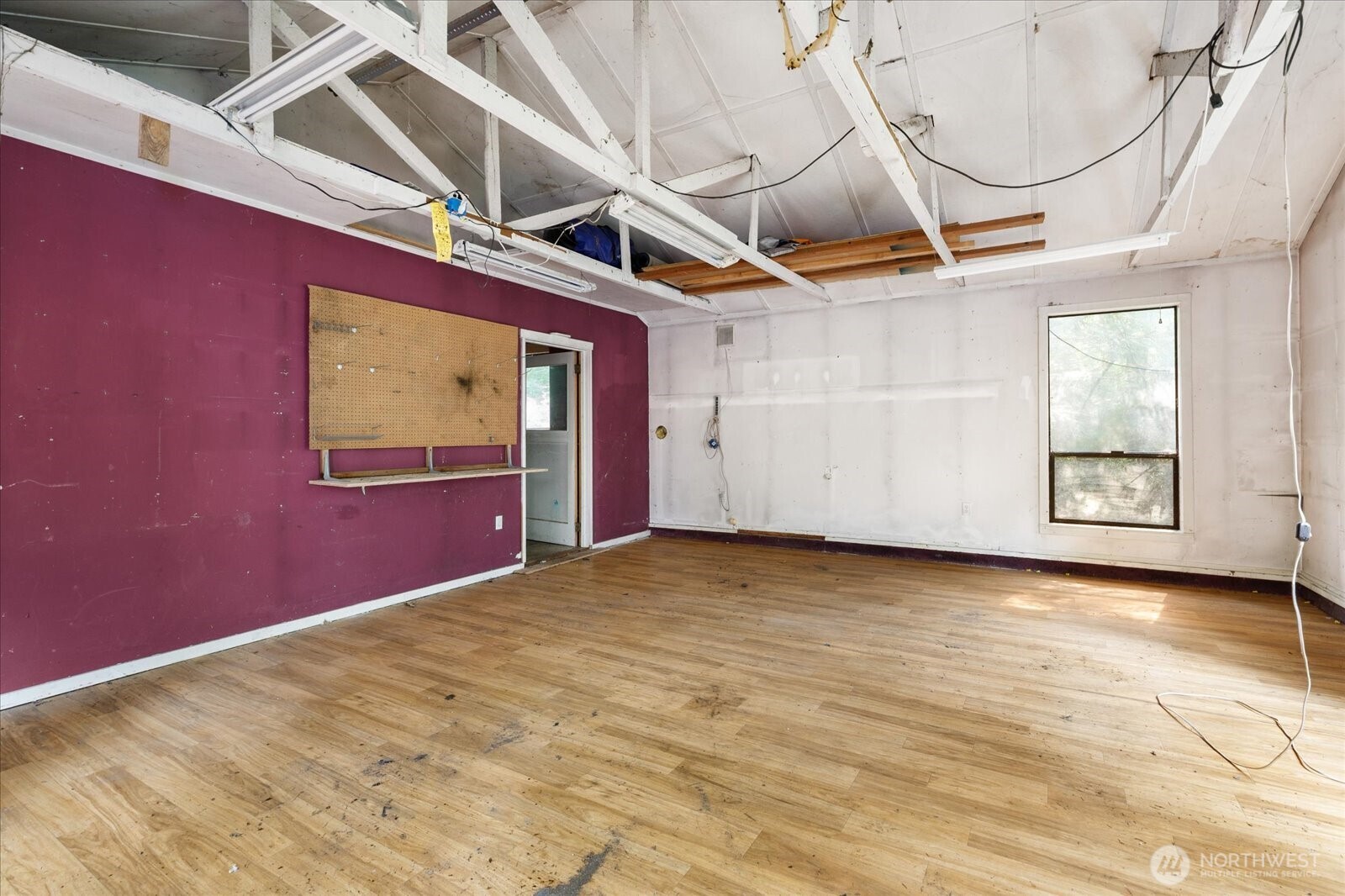 3221 Brooks Hill Road