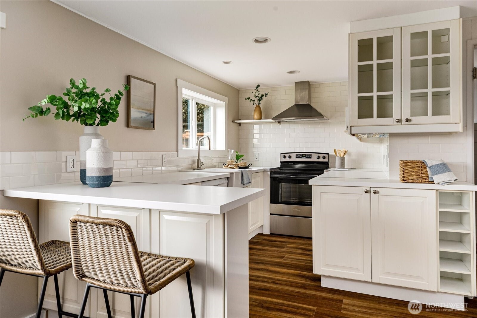 3661 Shorewood Avenue