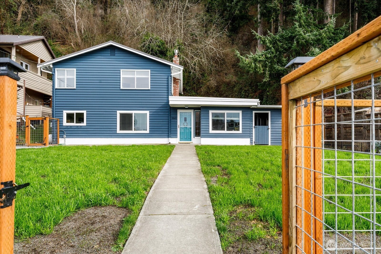 3661 Shorewood Avenue