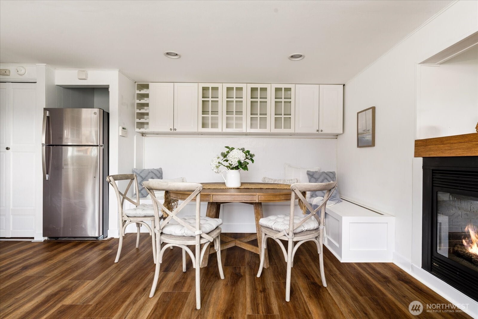 3661 Shorewood Avenue