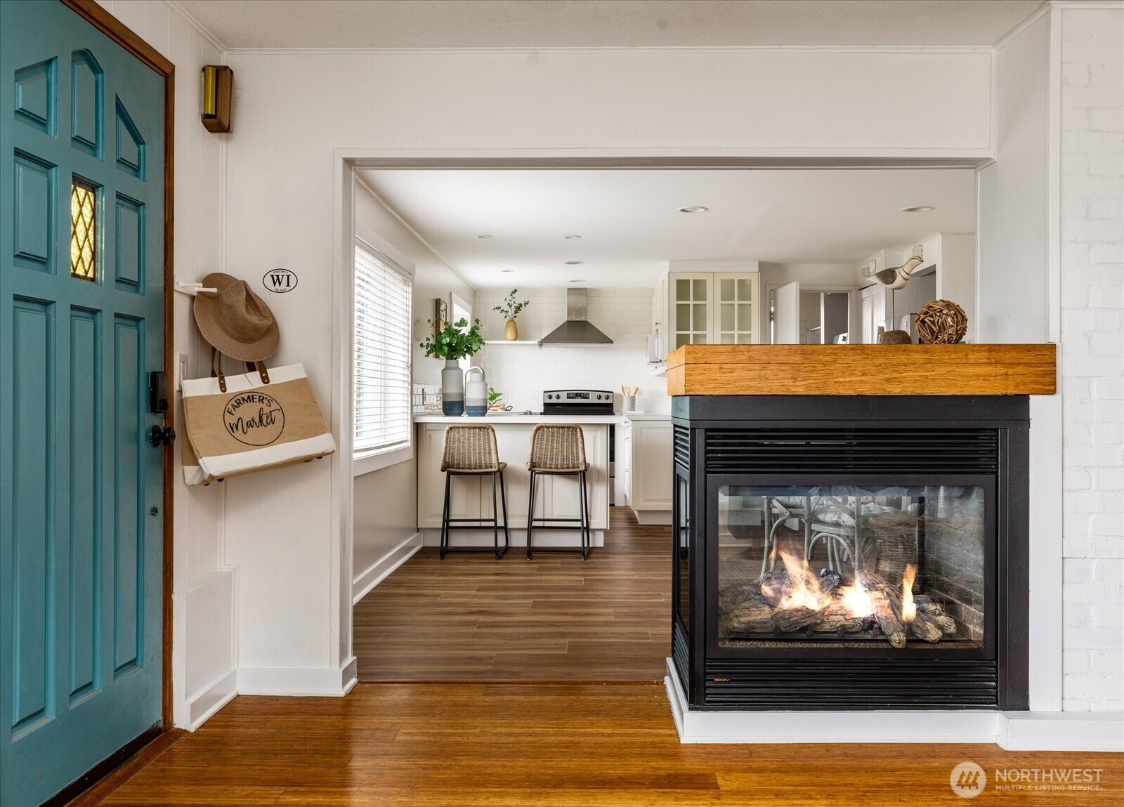 3661 Shorewood Avenue