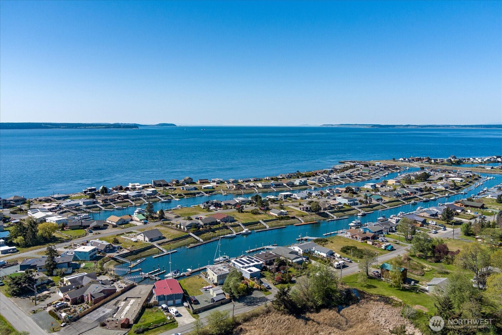 3661 Shorewood Avenue