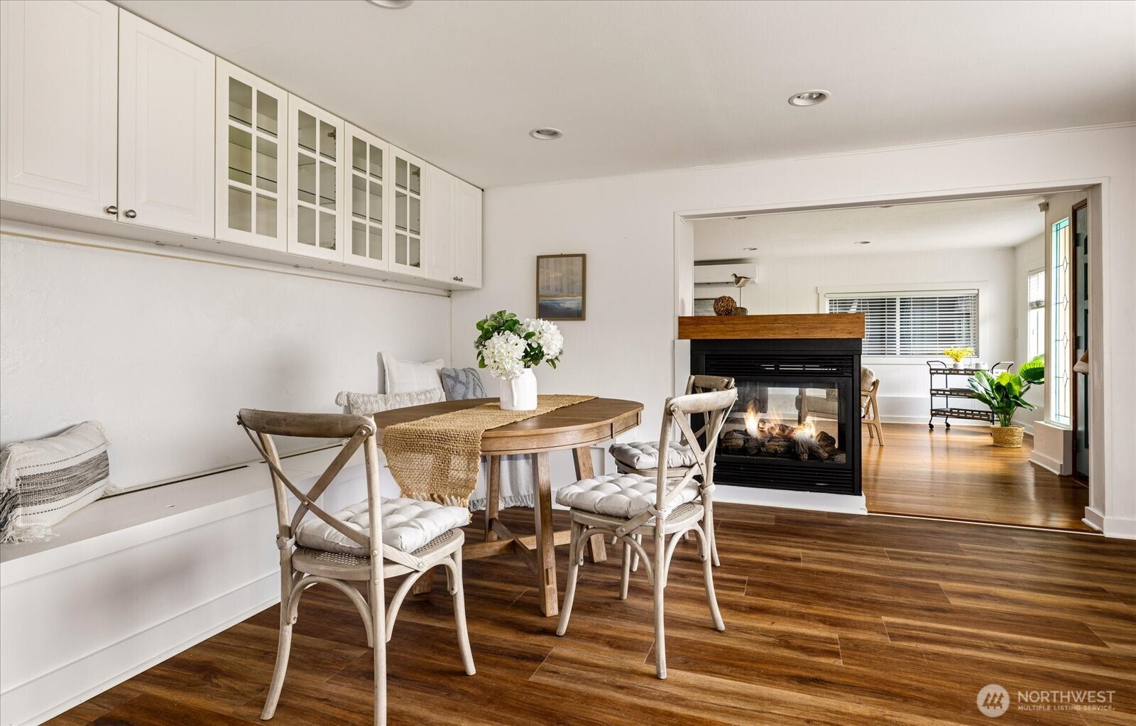 3661 Shorewood Avenue