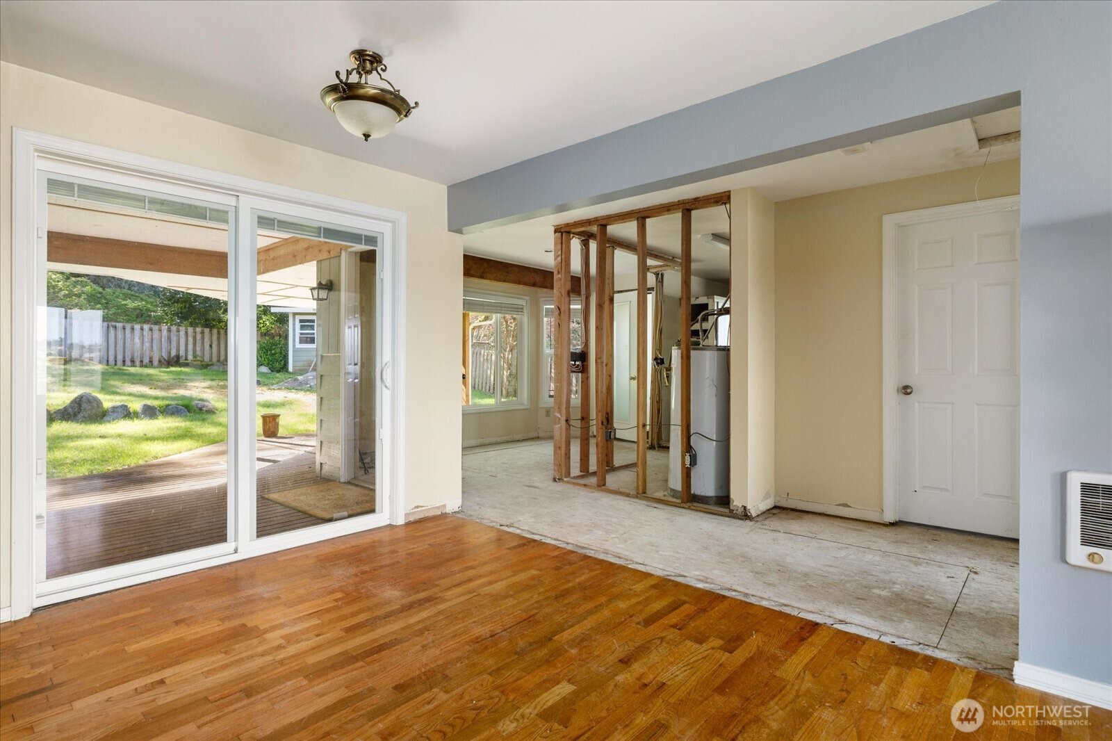 5443 Pleasant View Lane