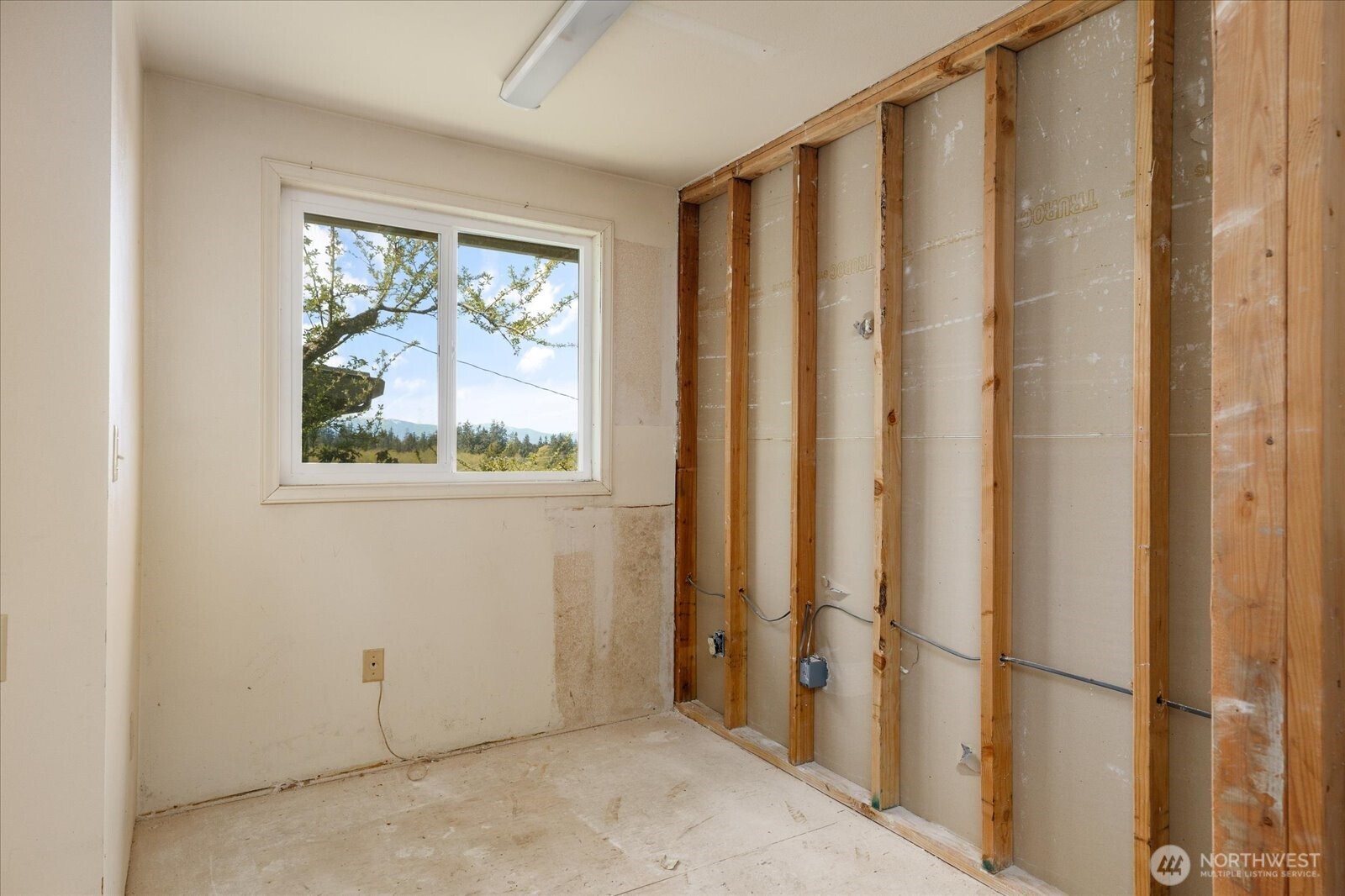 5443 Pleasant View Lane