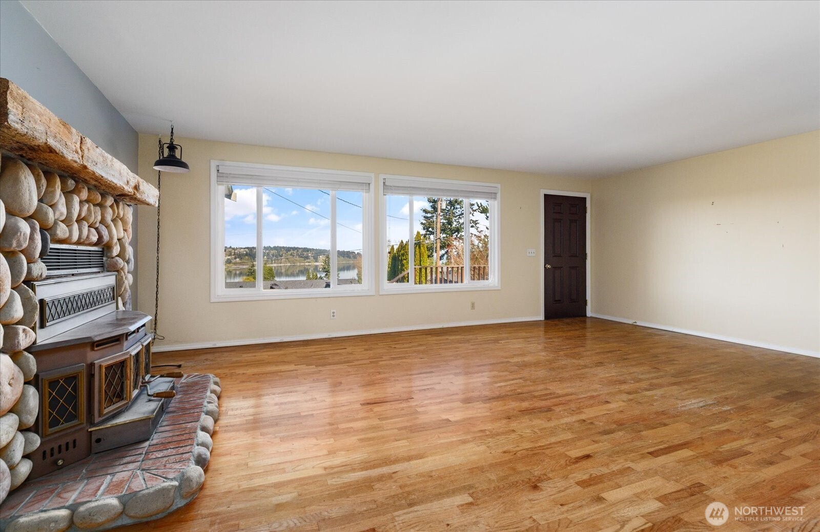 5443 Pleasant View Lane