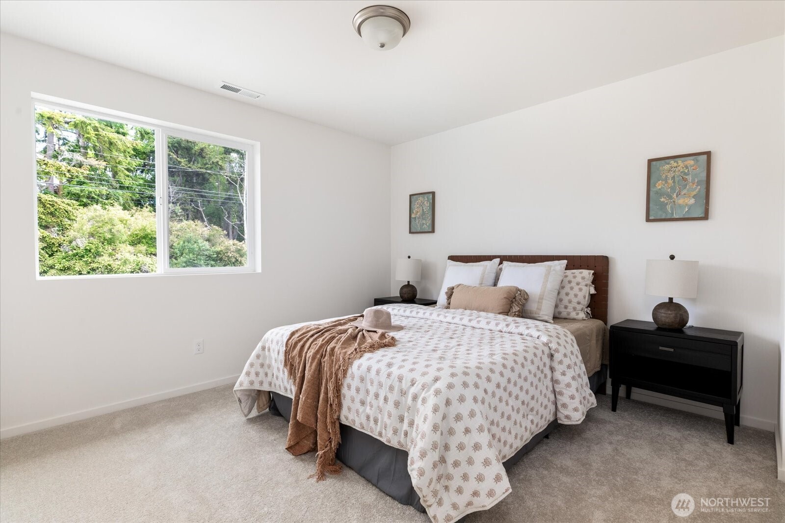 1240 Admirals Drive