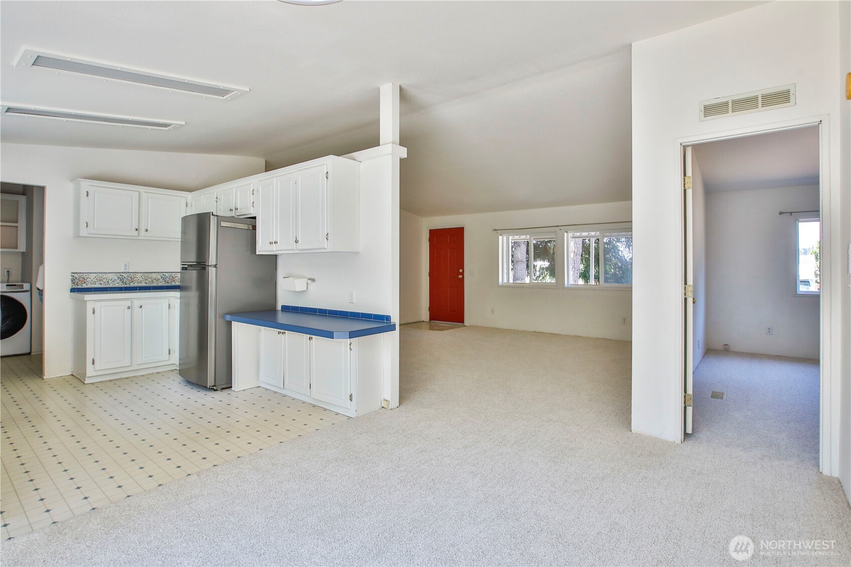 5559 Vesel Court