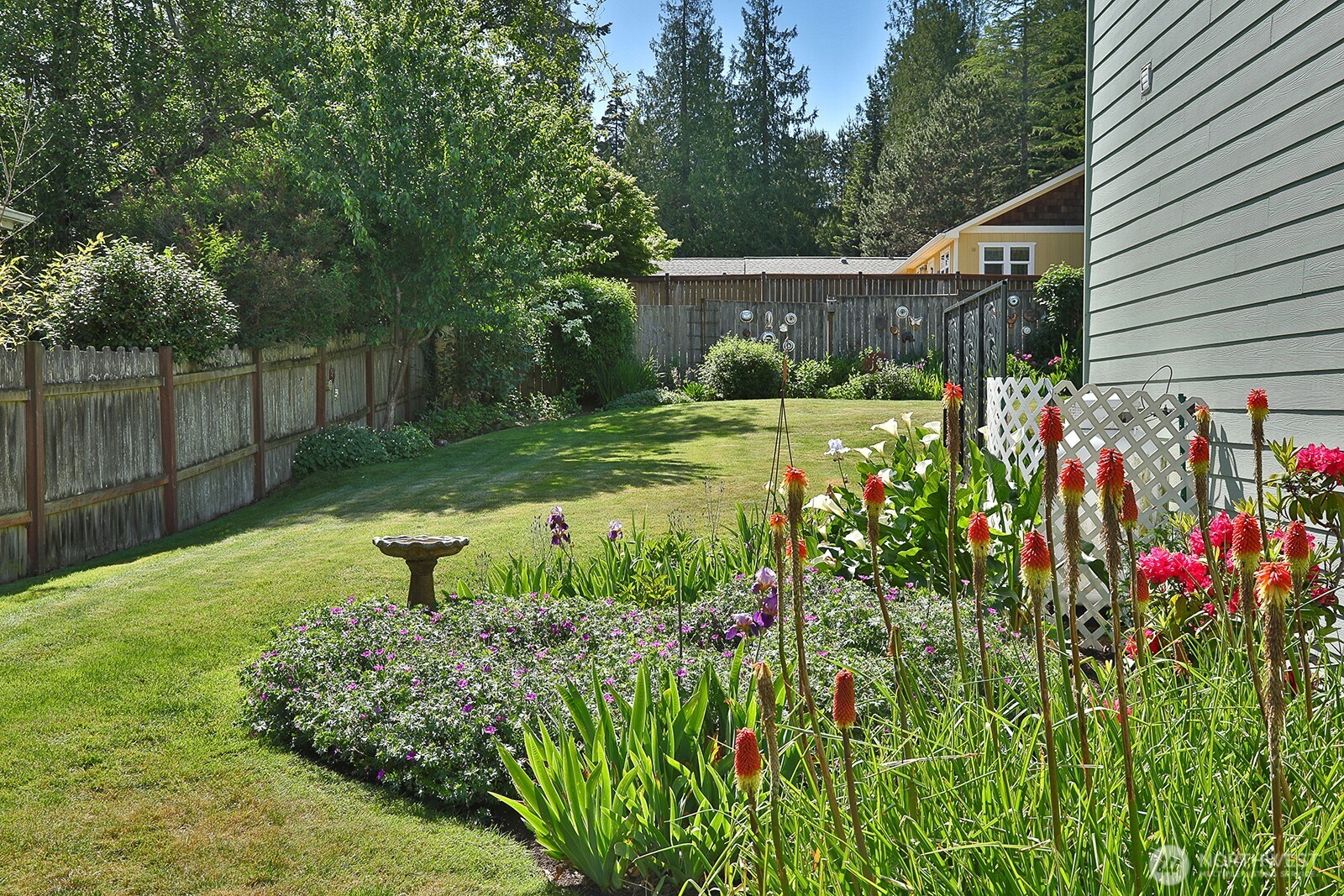 2591 Hillis Drive