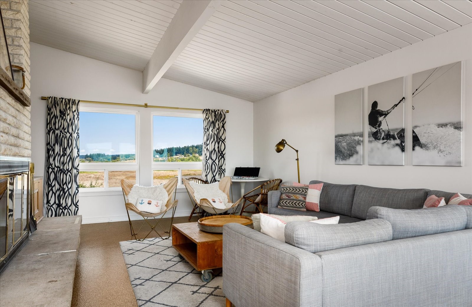 2577 Sunlight Beach Road