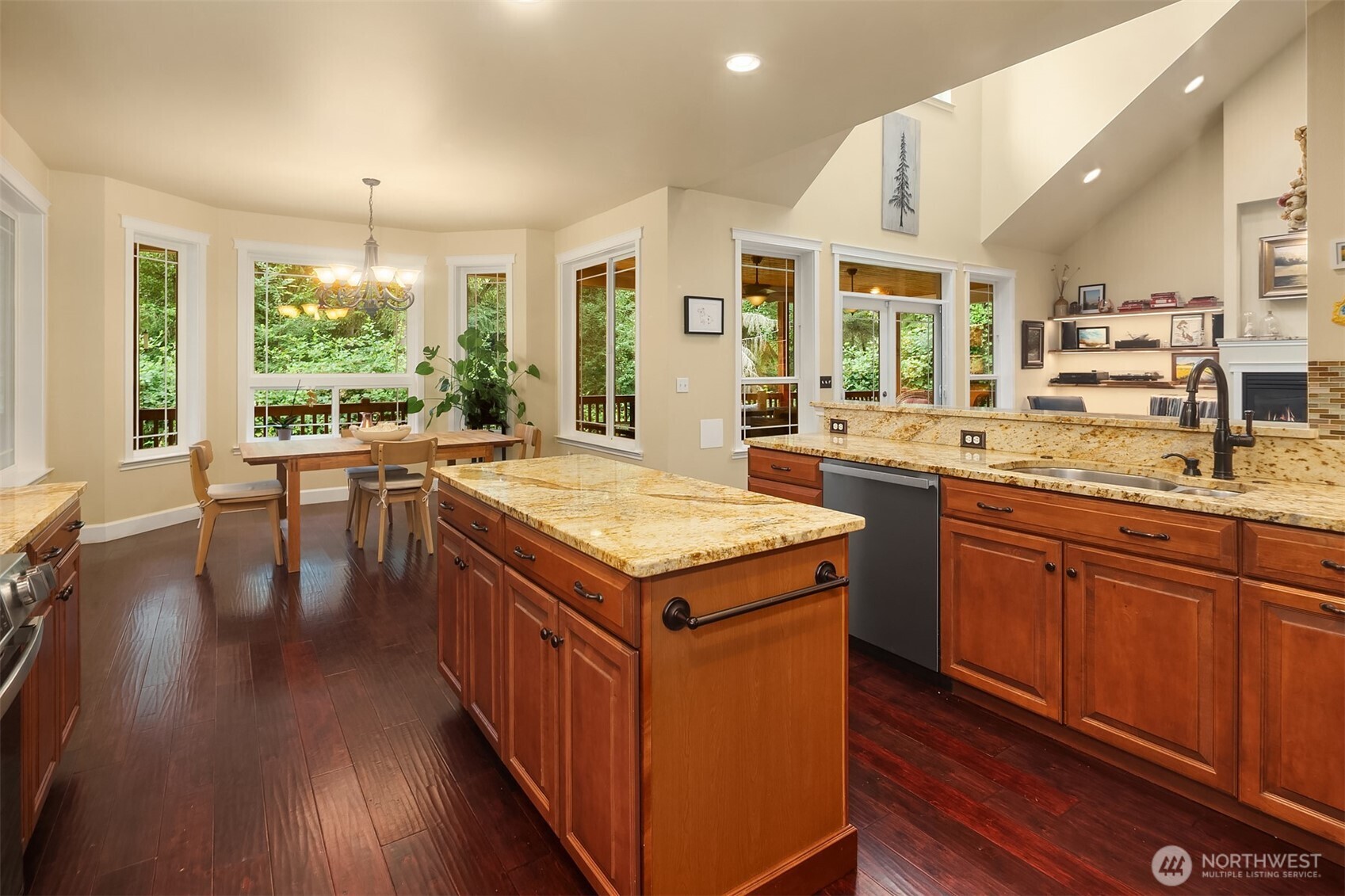 4046 Rachel Road