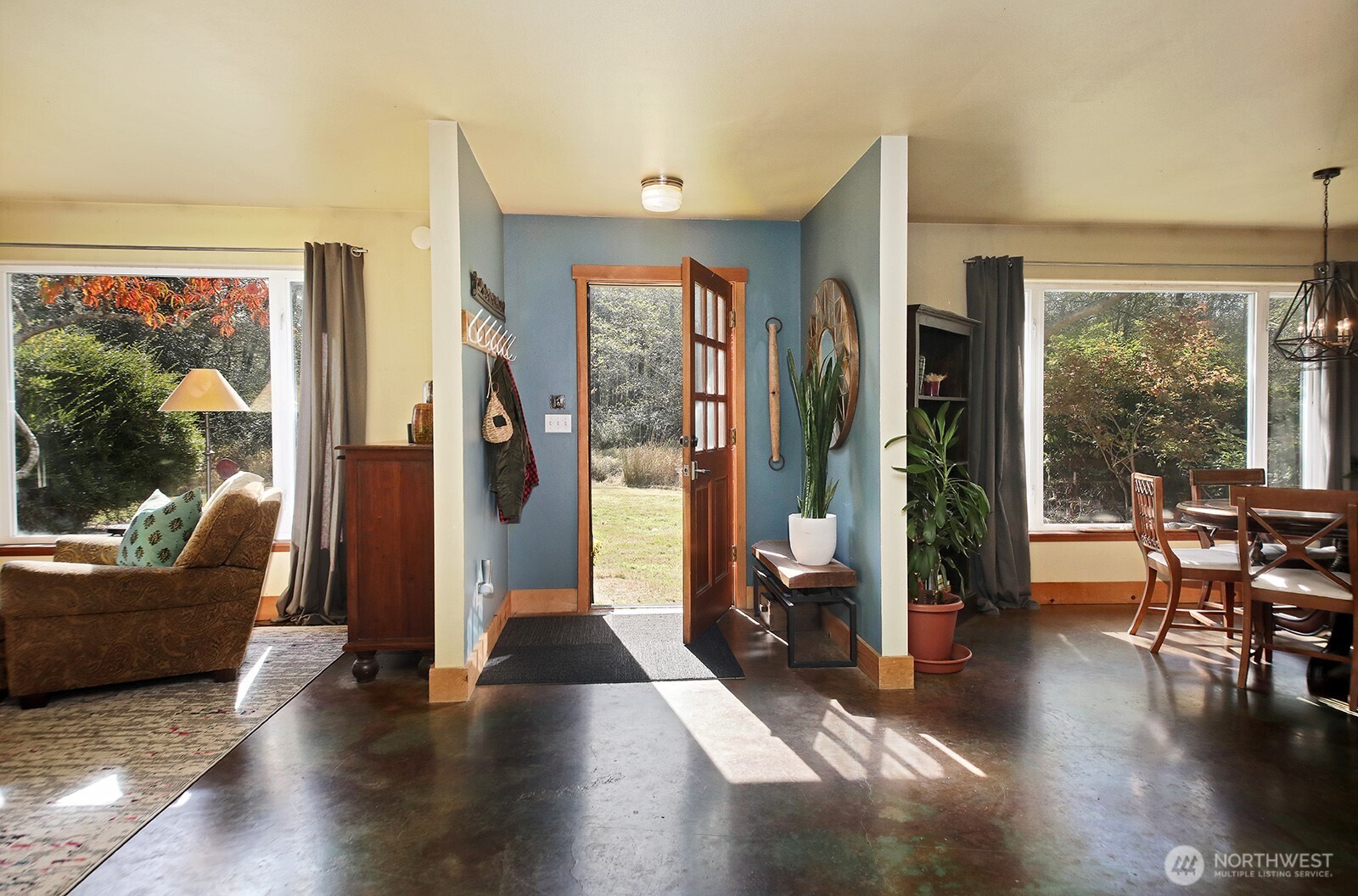 5087 Ollom Drive