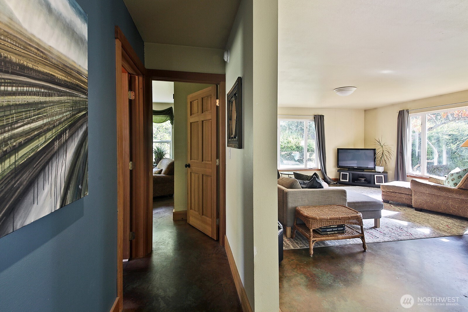 5087 Ollom Drive