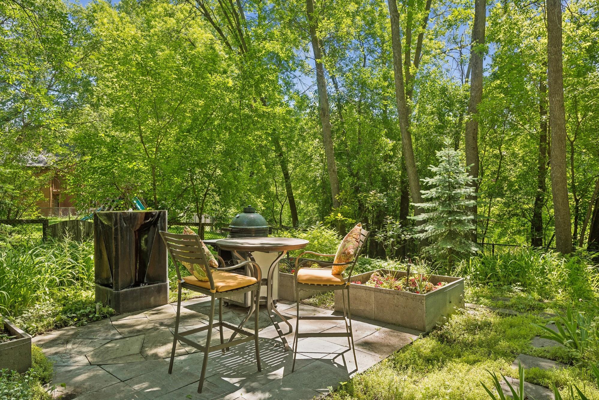 16795 Whittington Walk