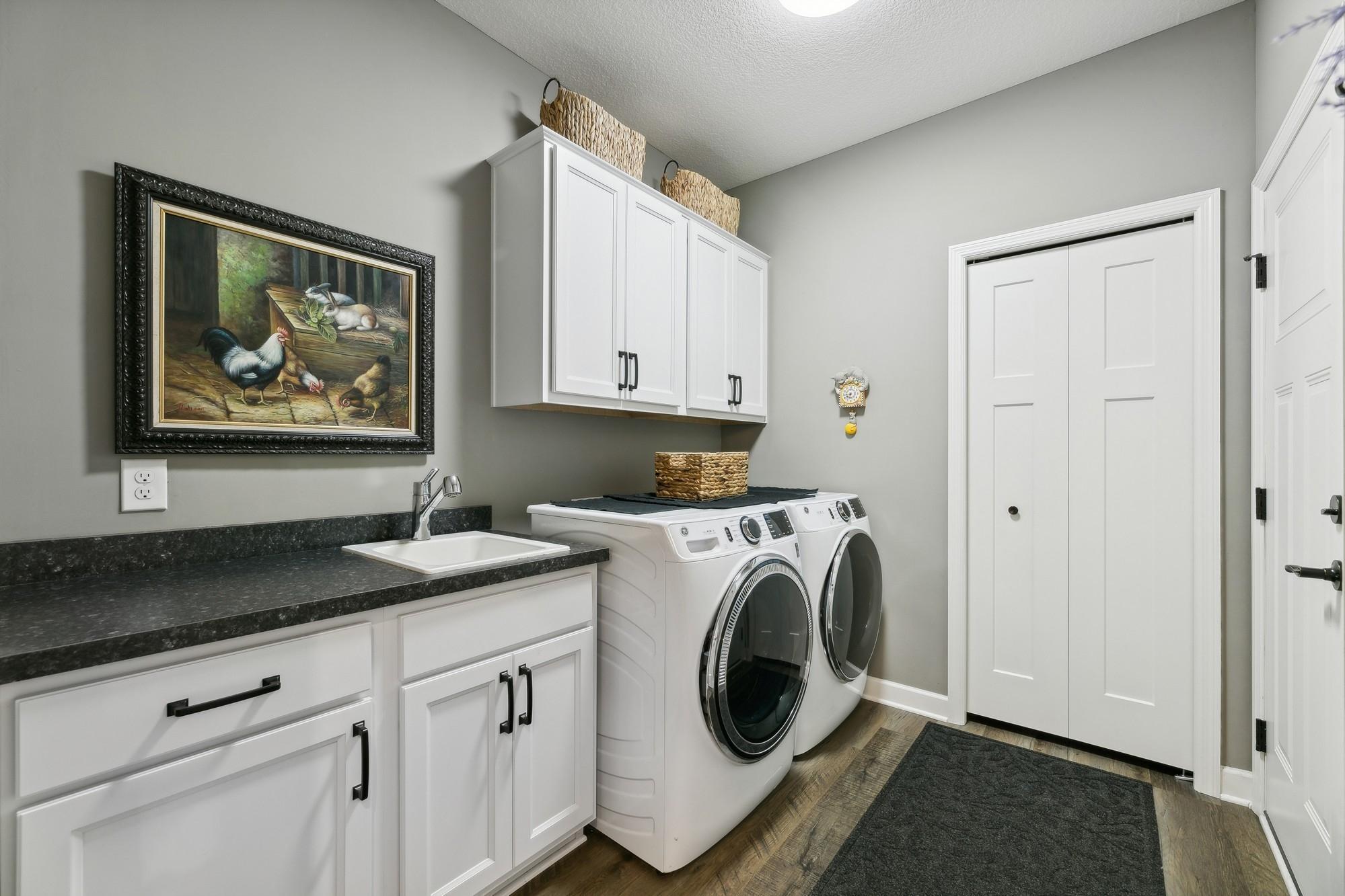 4240 Woodland Cove Parkway