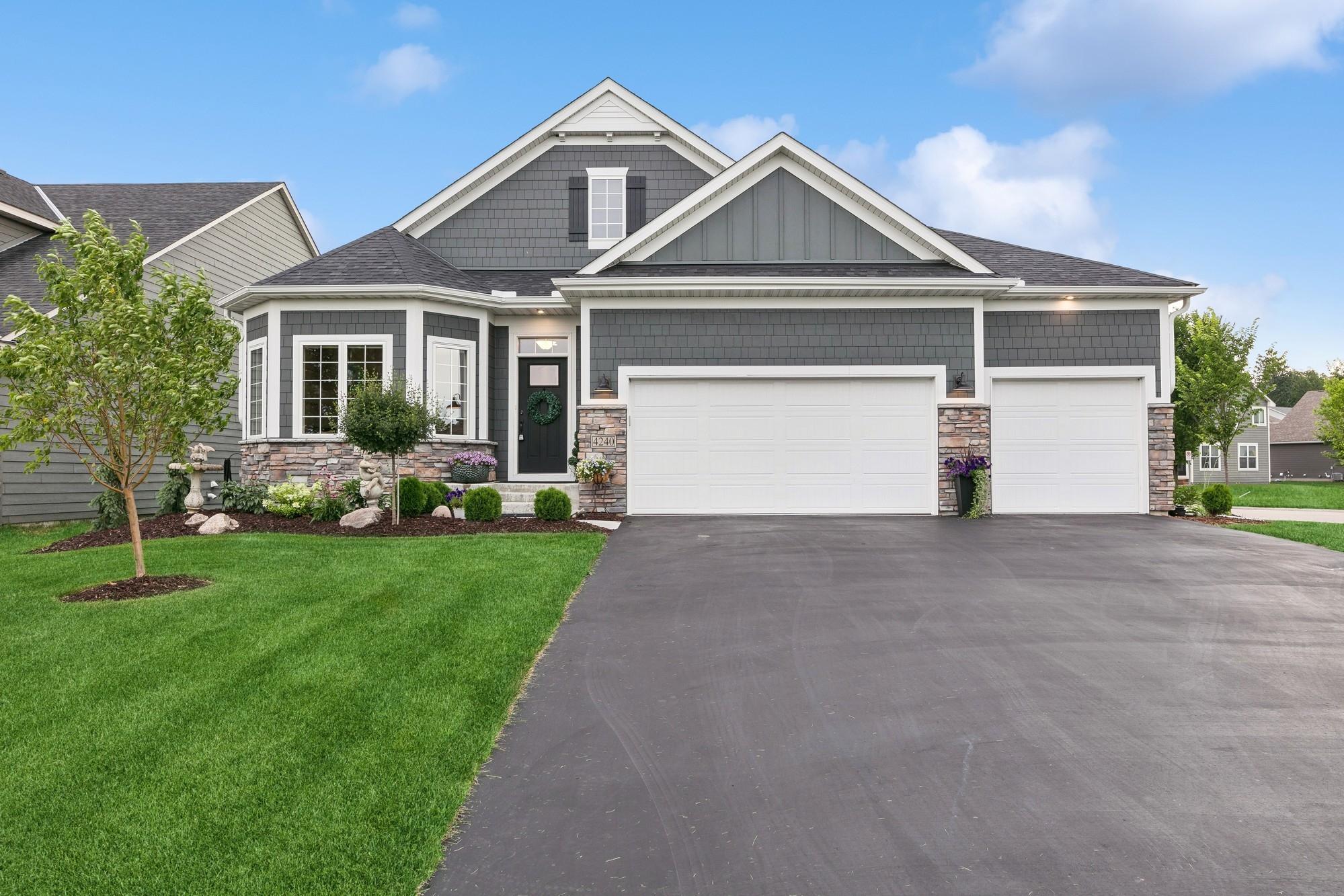 4240 Woodland Cove Parkway