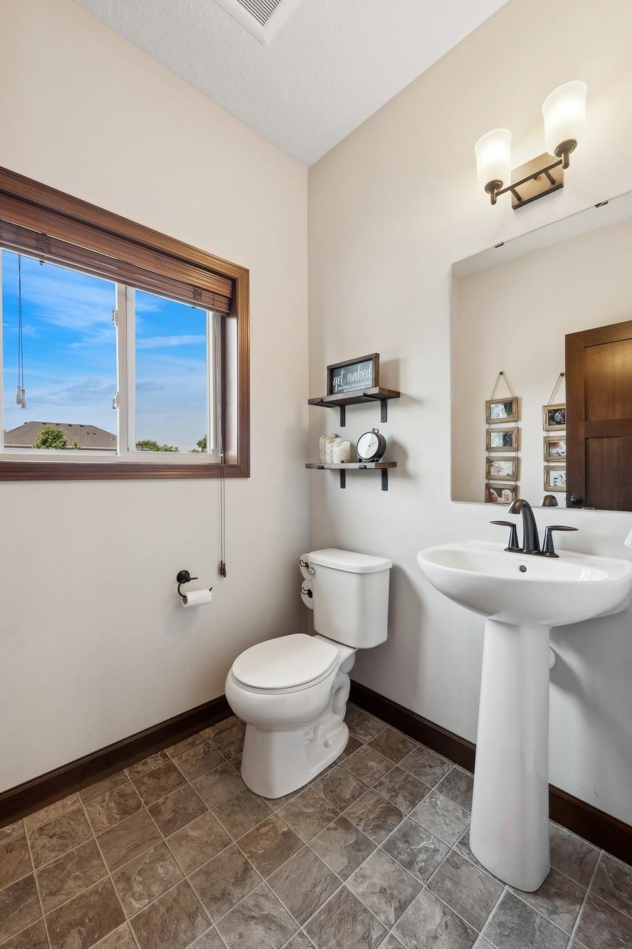 14055 Ailesbury Avenue