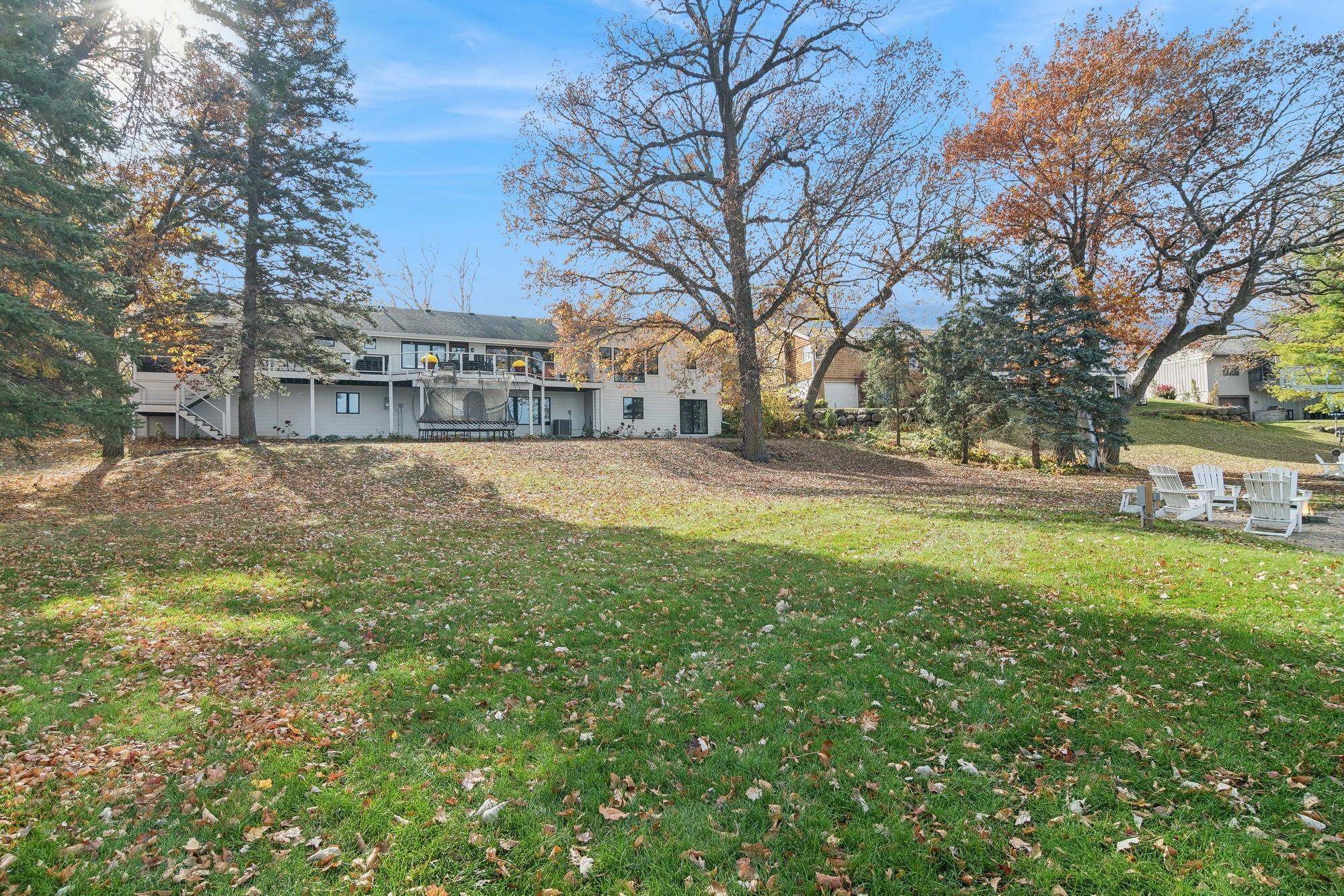 9655 Lakewood Circle