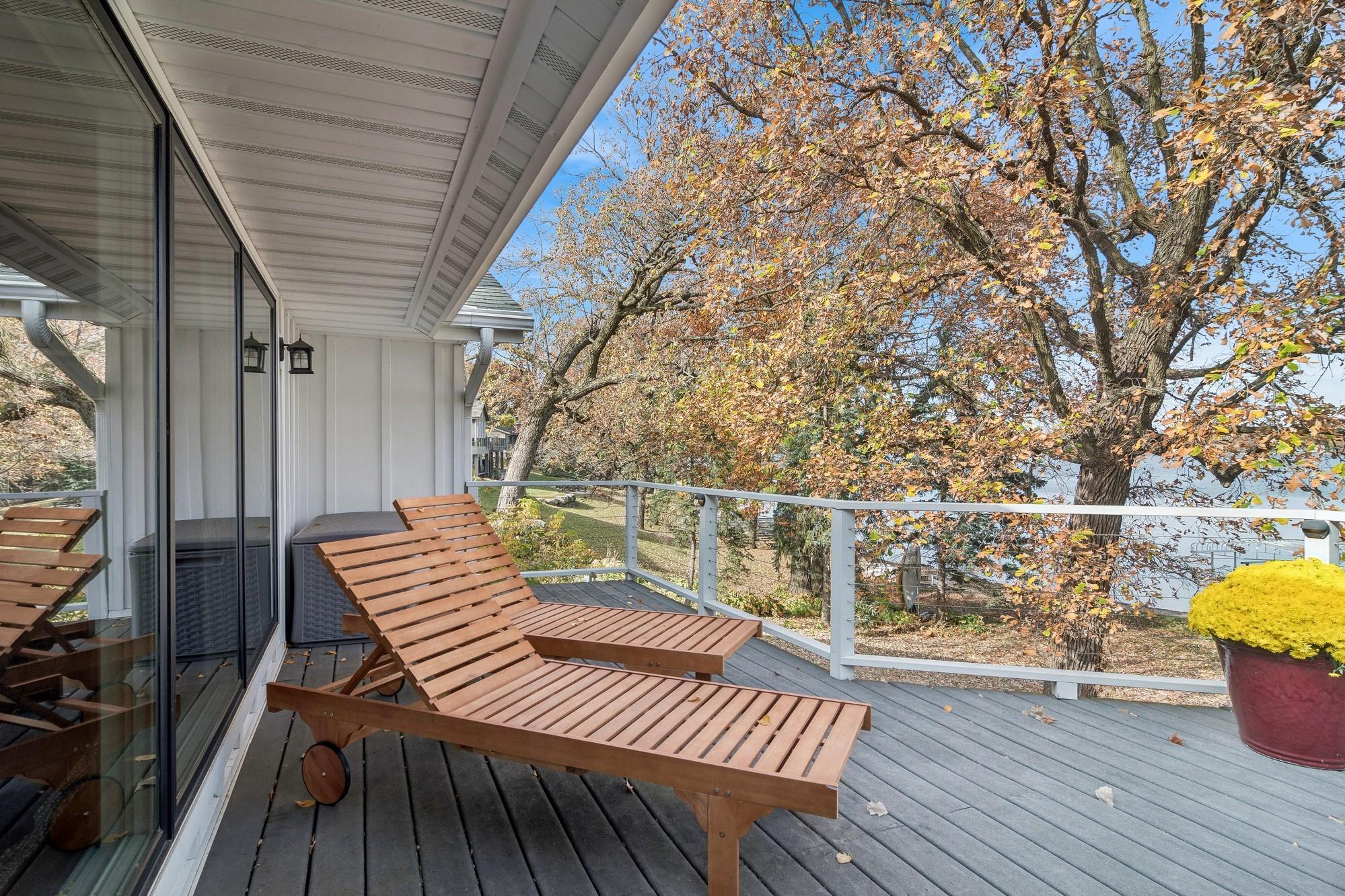 9655 Lakewood Circle