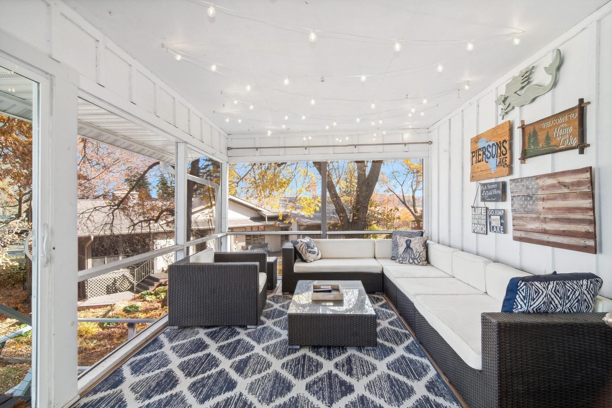 9655 Lakewood Circle