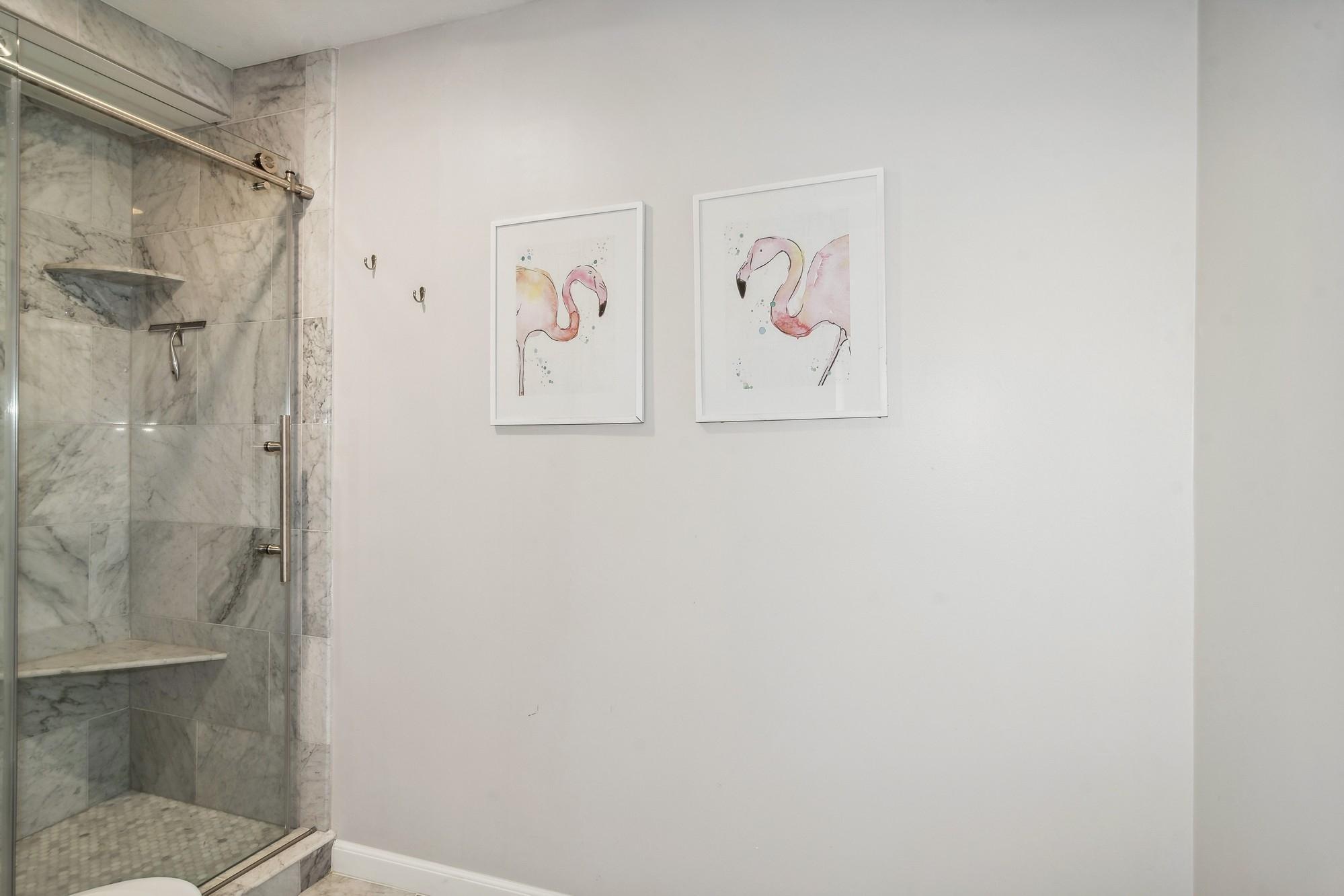 9655 Lakewood Circle