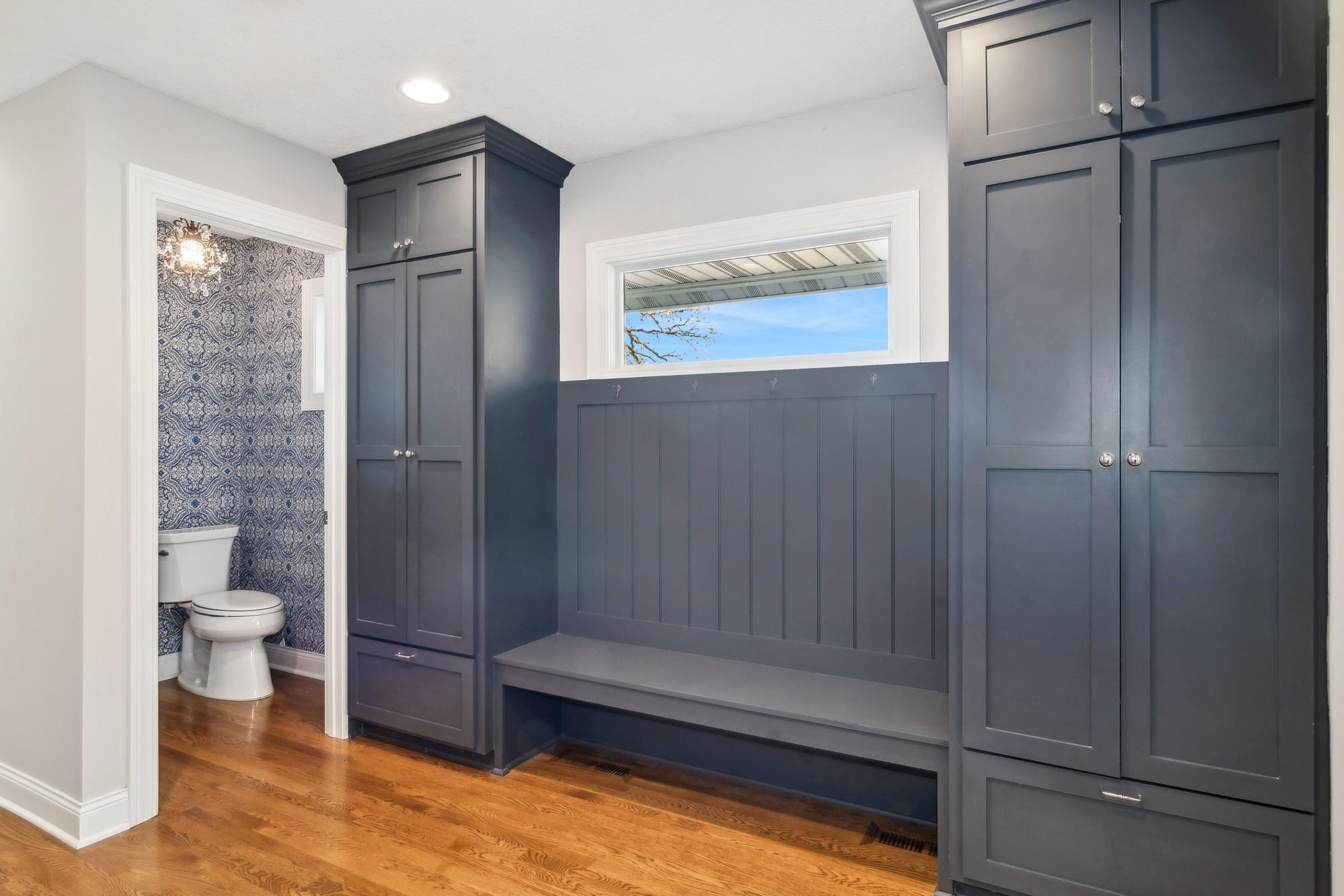 9655 Lakewood Circle