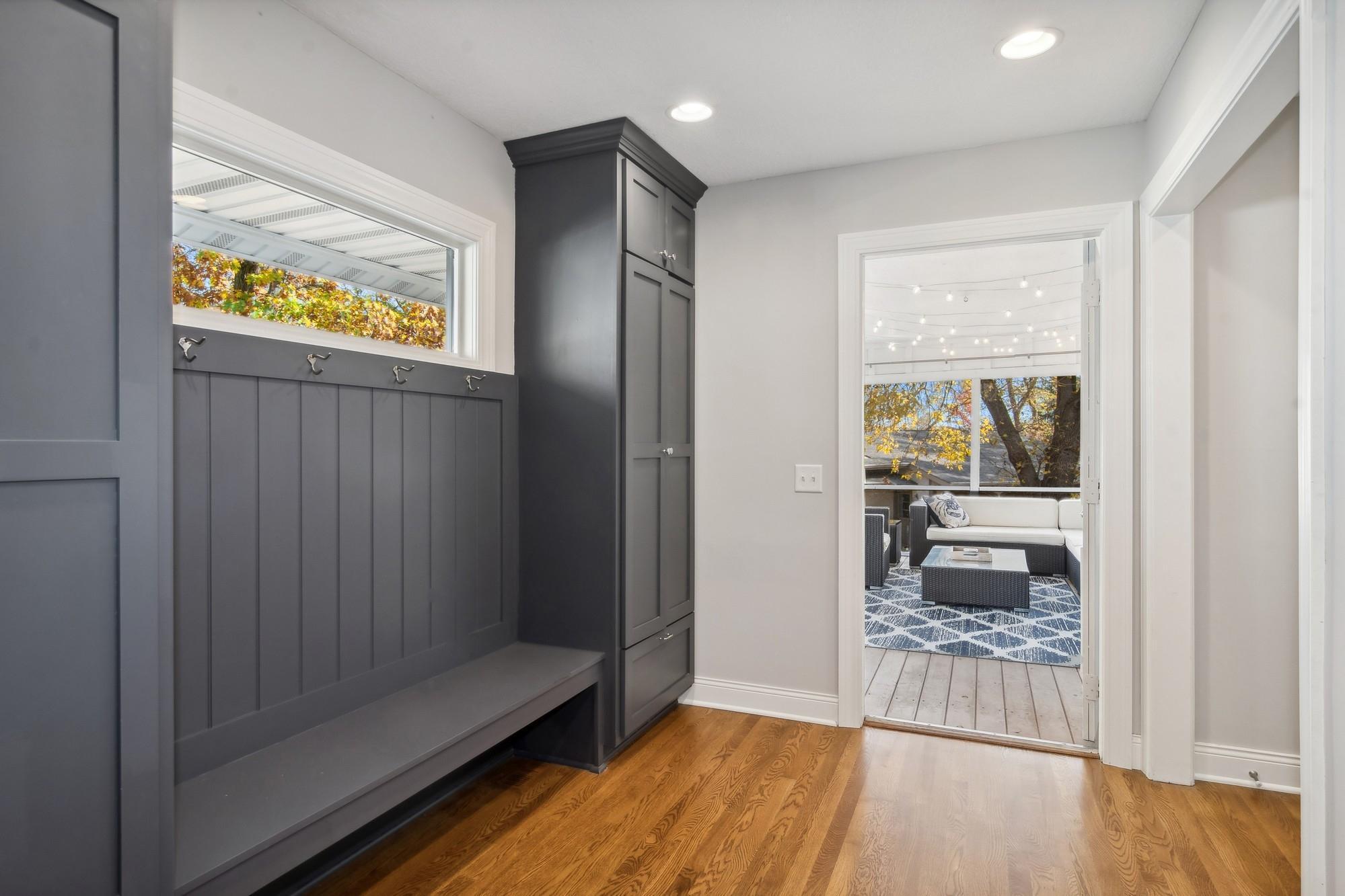 9655 Lakewood Circle