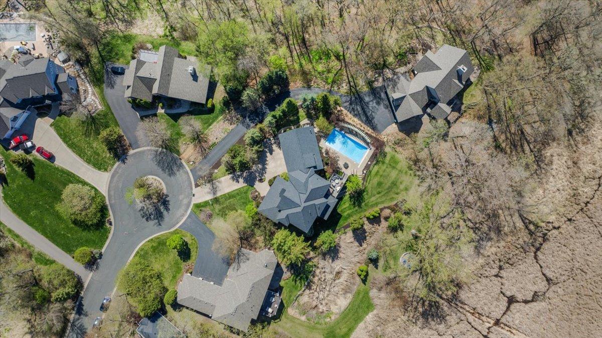 6470 Tanagers Point