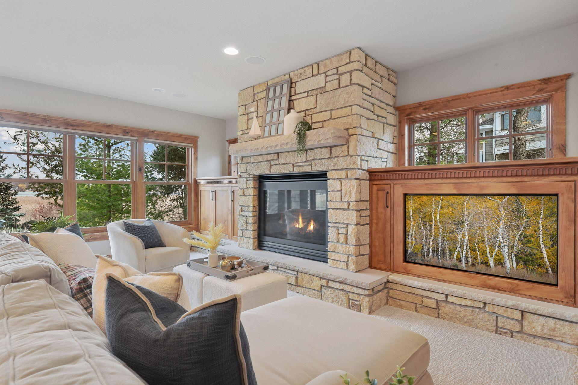 6470 Tanagers Point