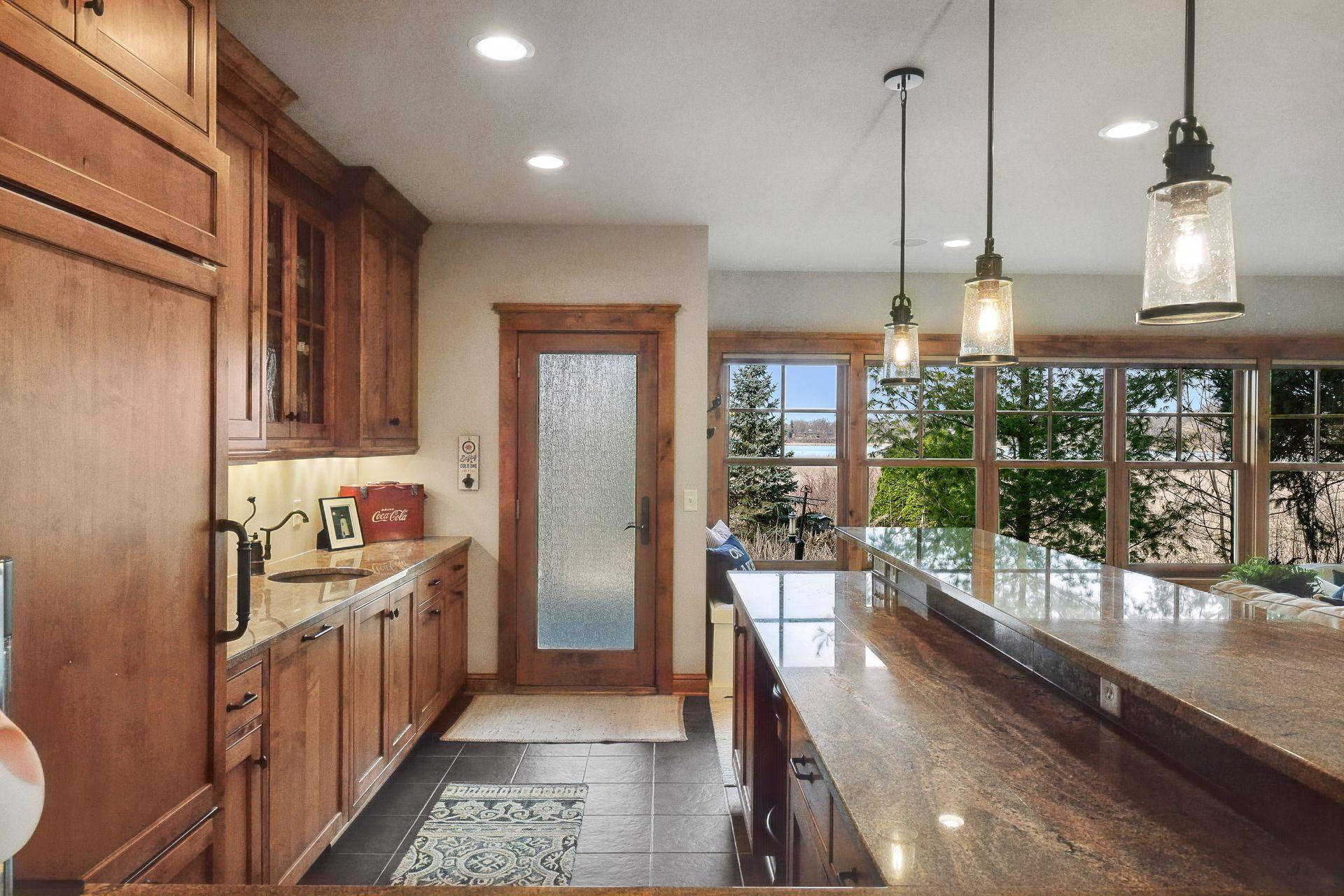 6470 Tanagers Point