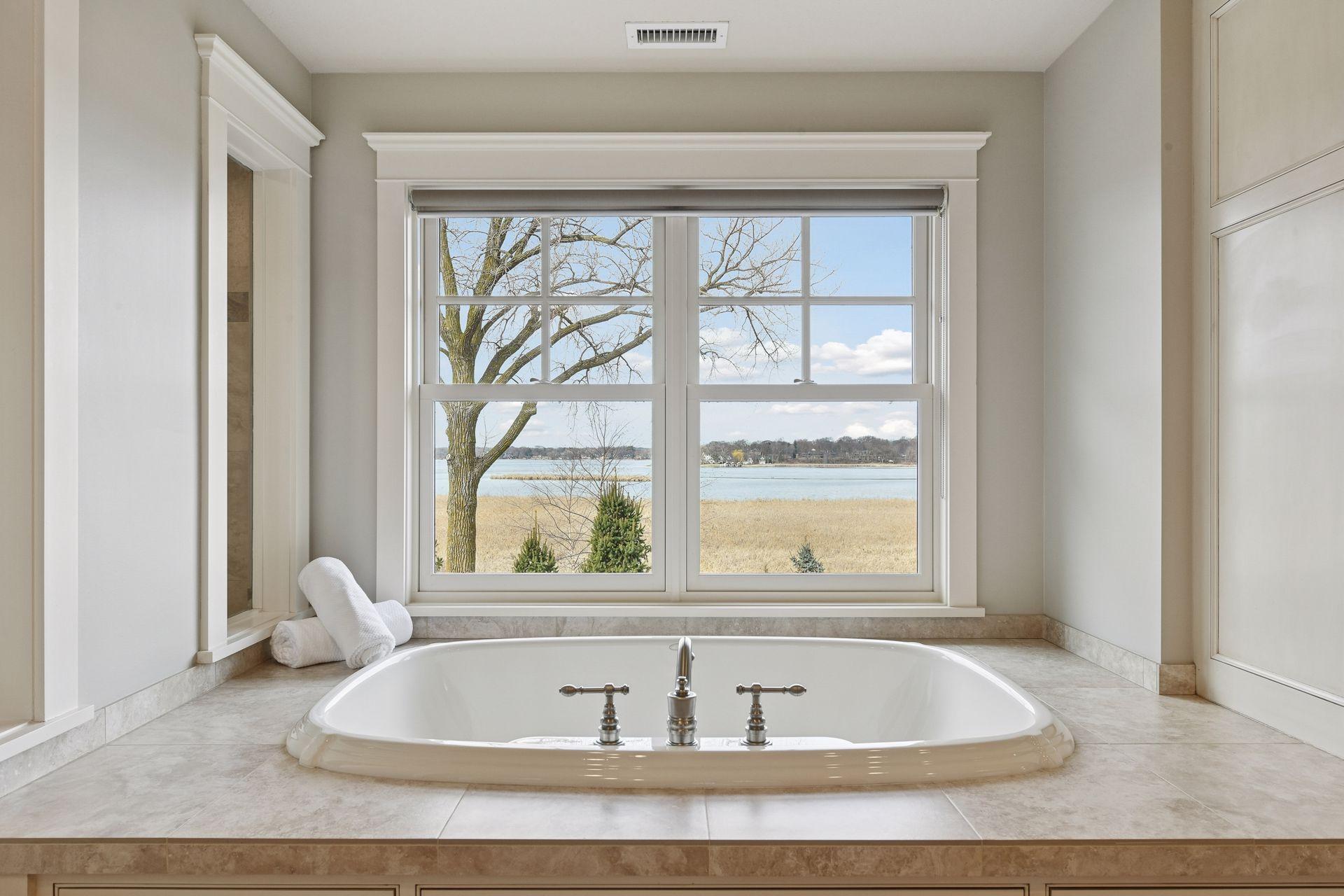 6470 Tanagers Point