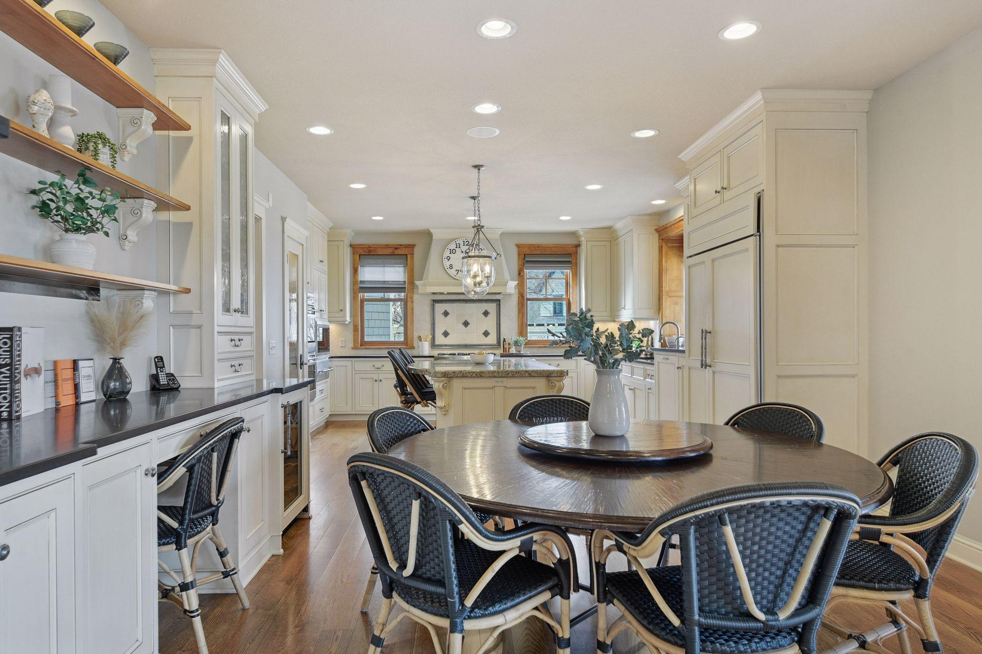 6470 Tanagers Point
