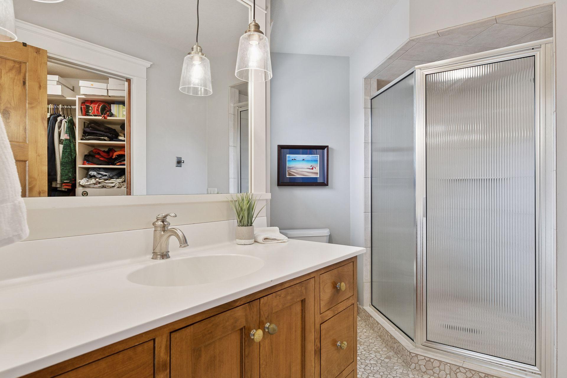 6470 Tanagers Point