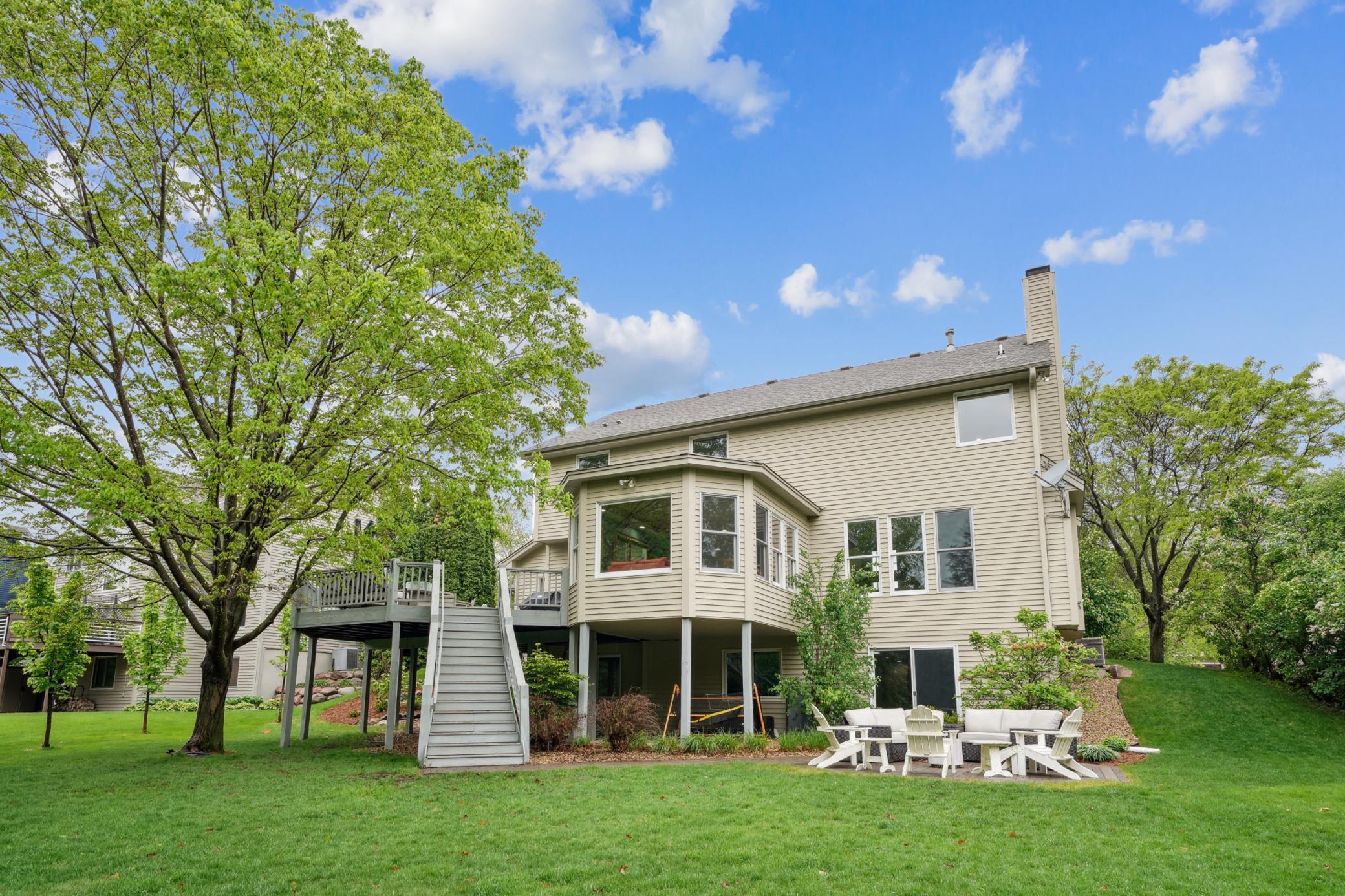 8043 Spruce Trail