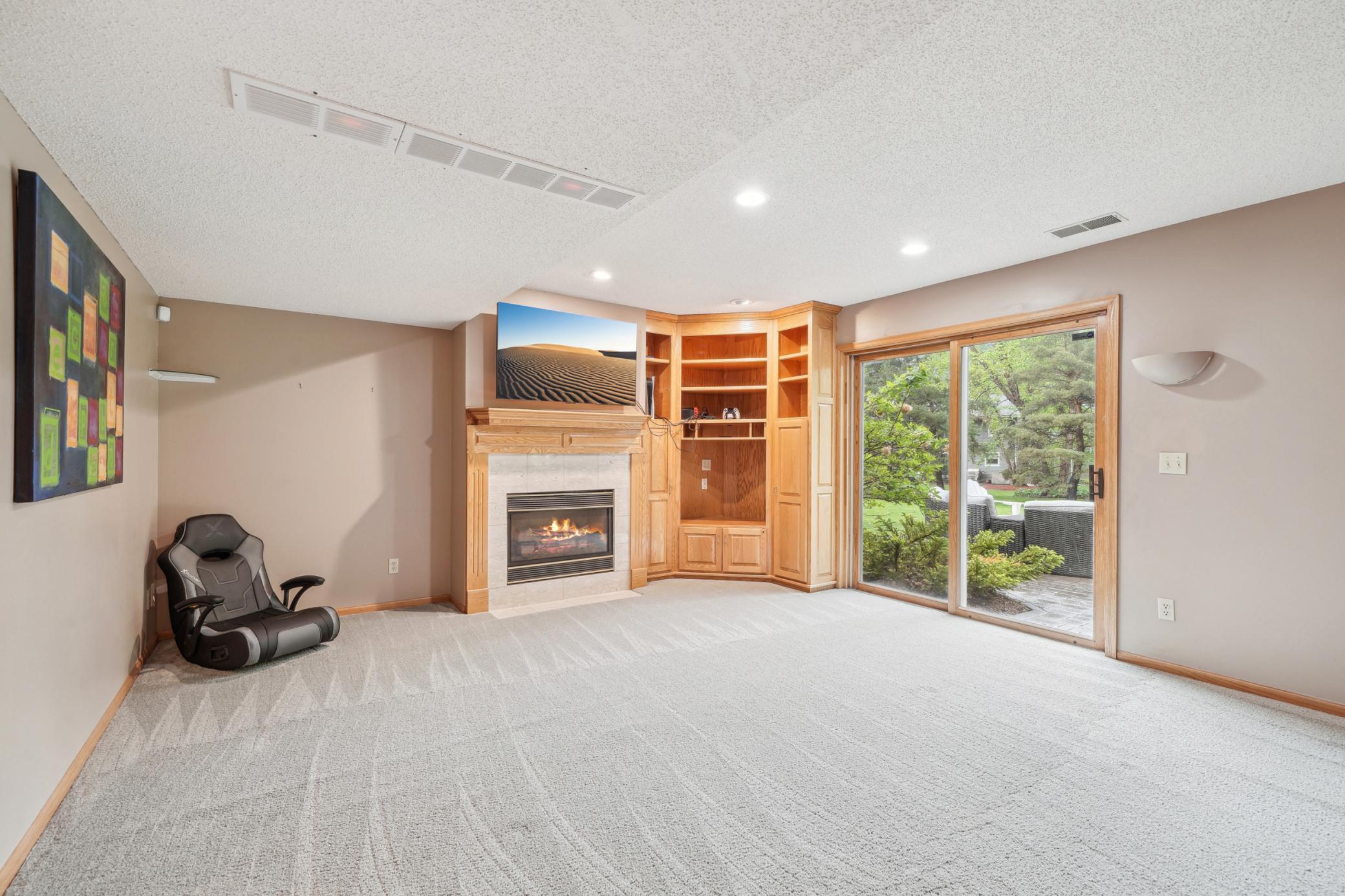 8043 Spruce Trail