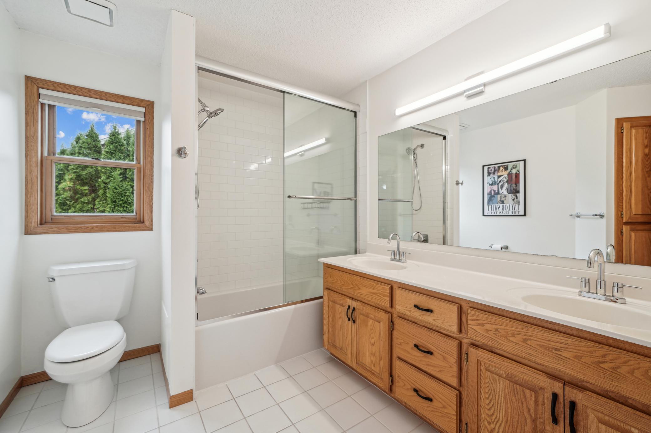 8043 Spruce Trail