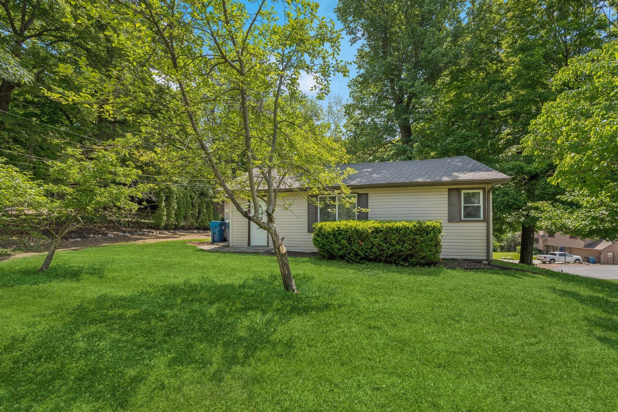 2900 Tuxedo Boulevard