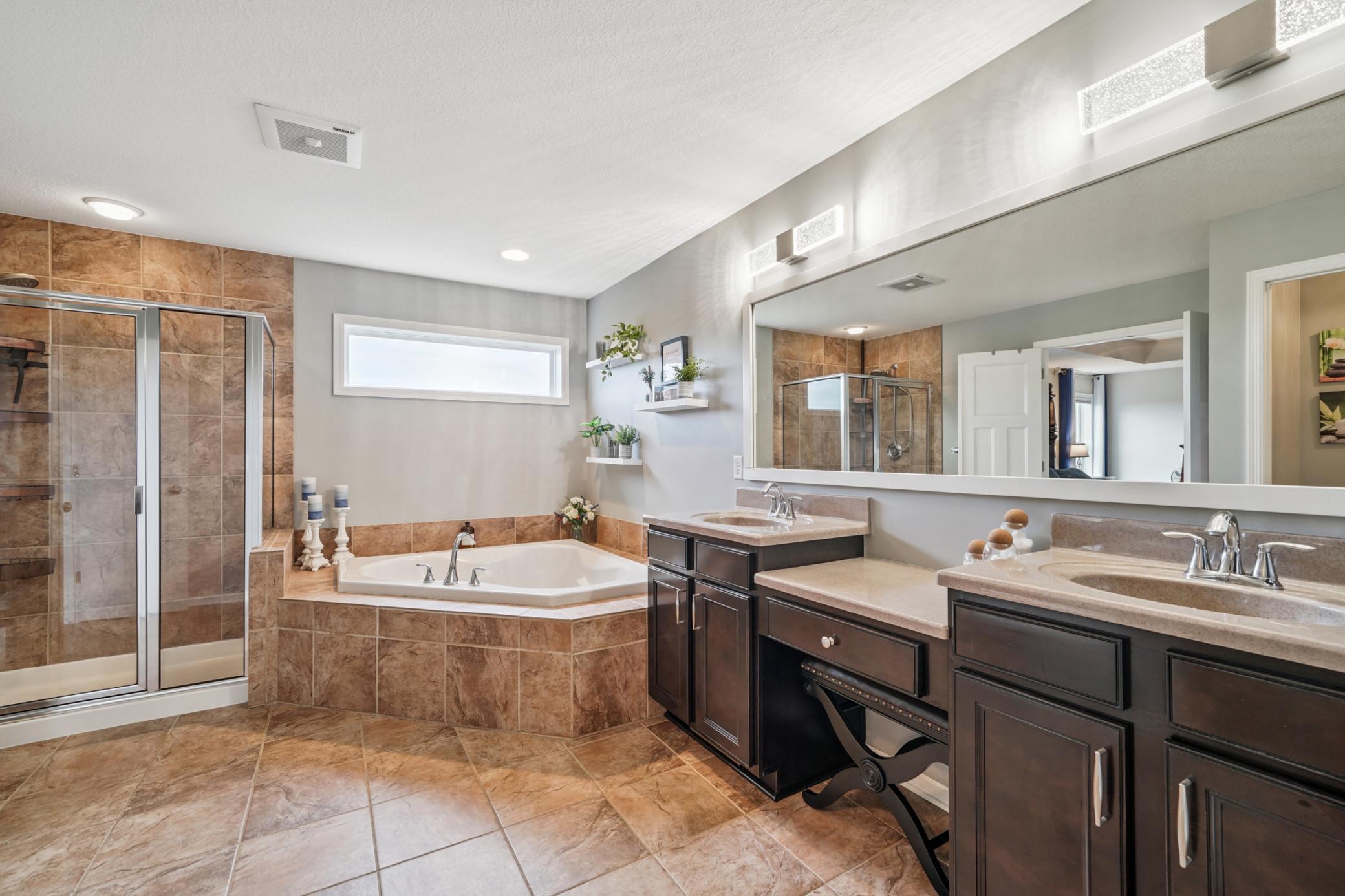 1705 Hemlock Way