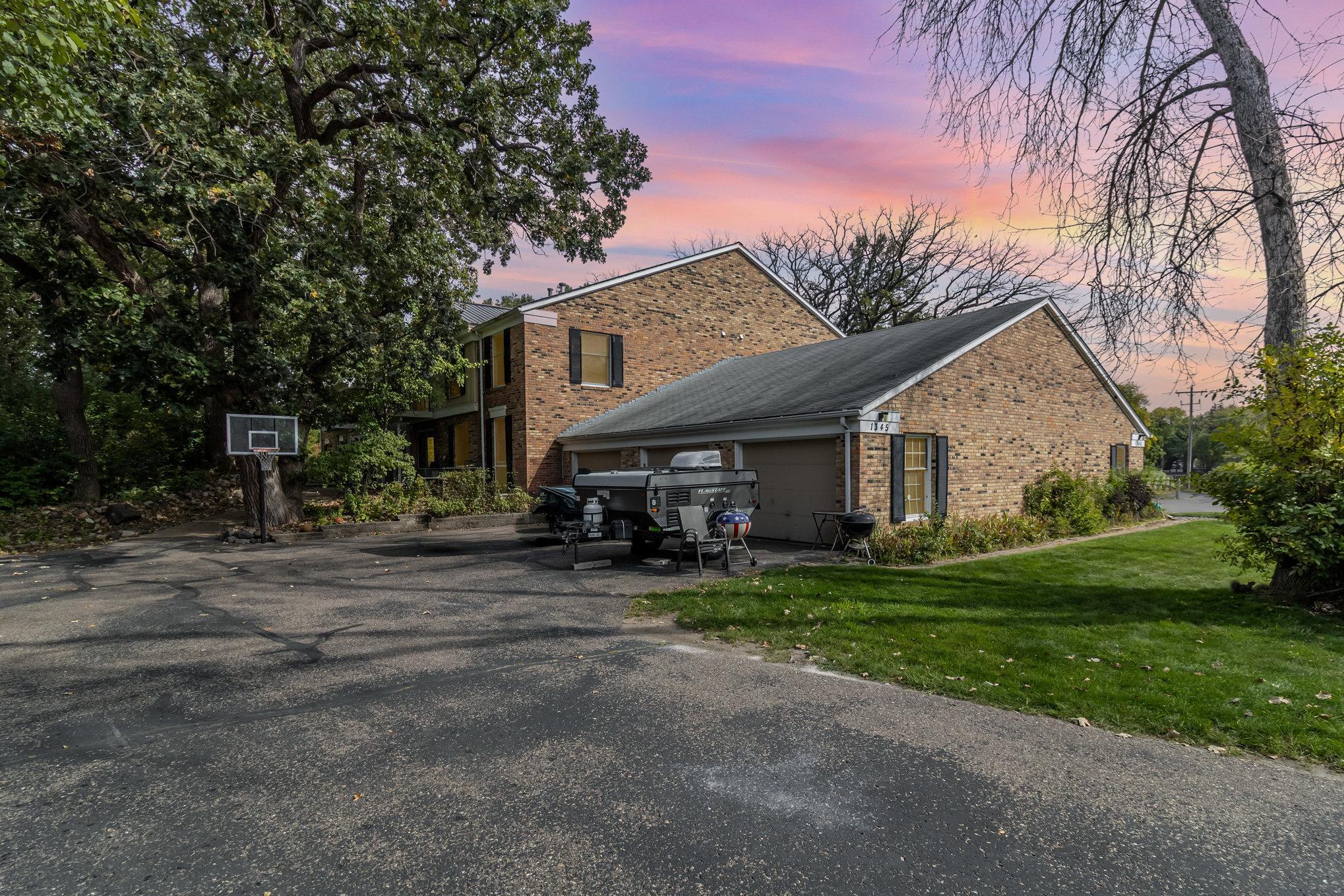 1345 Crestridge Lane Unit: 102