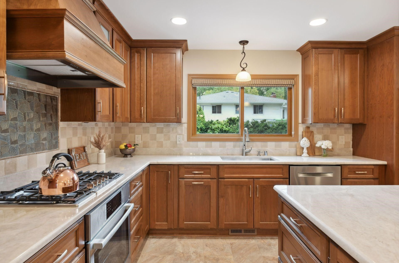 3610 France Avenue S