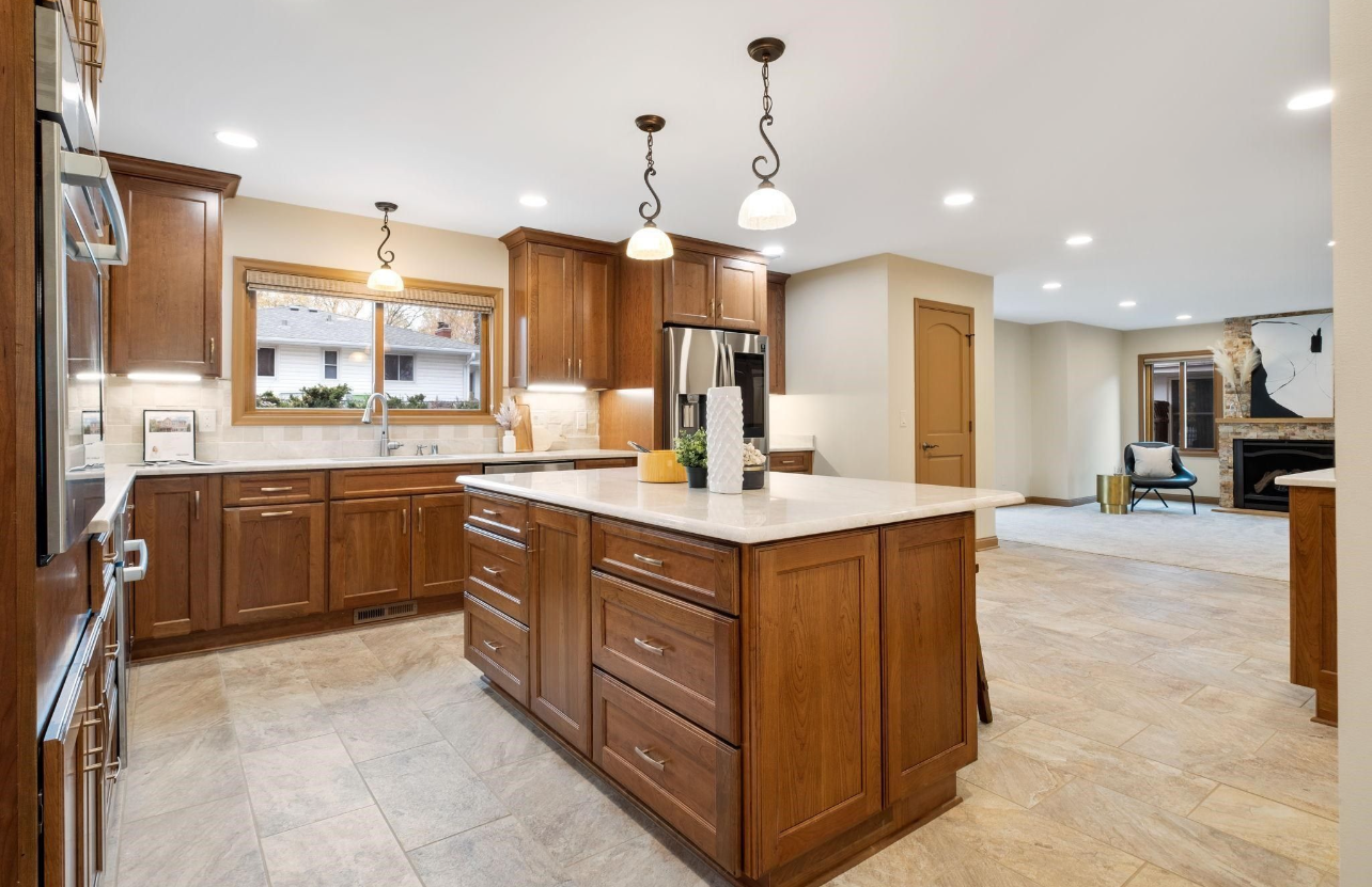 3610 France Avenue S