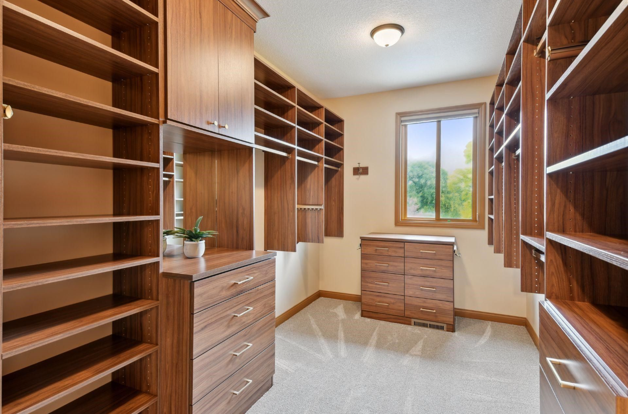 3610 France Avenue S