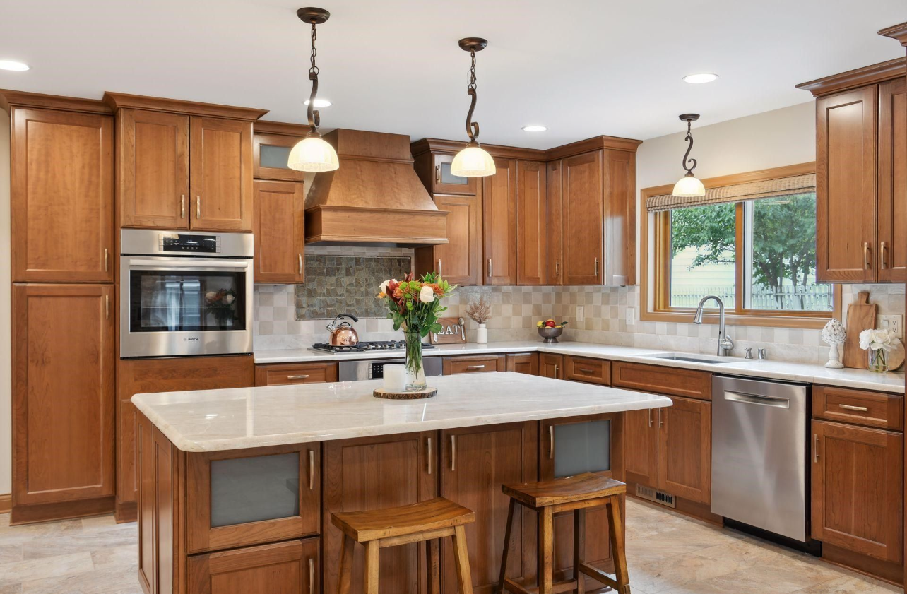 3610 France Avenue S