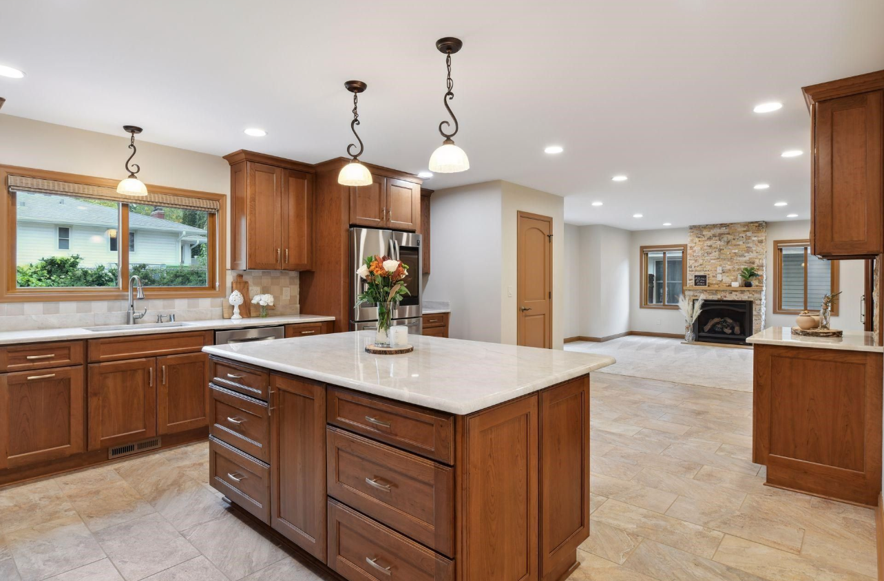 3610 France Avenue S