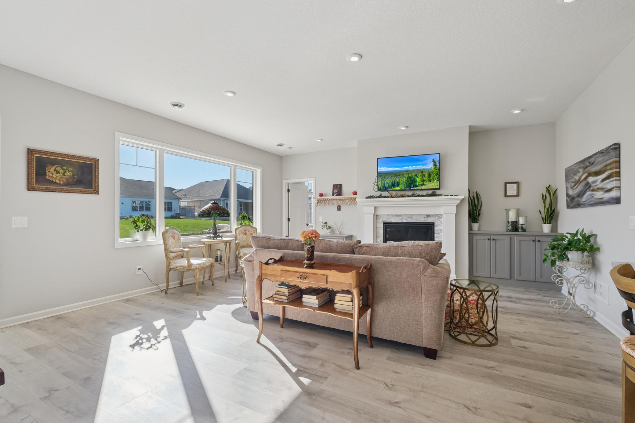 6737 Bellflower Drive