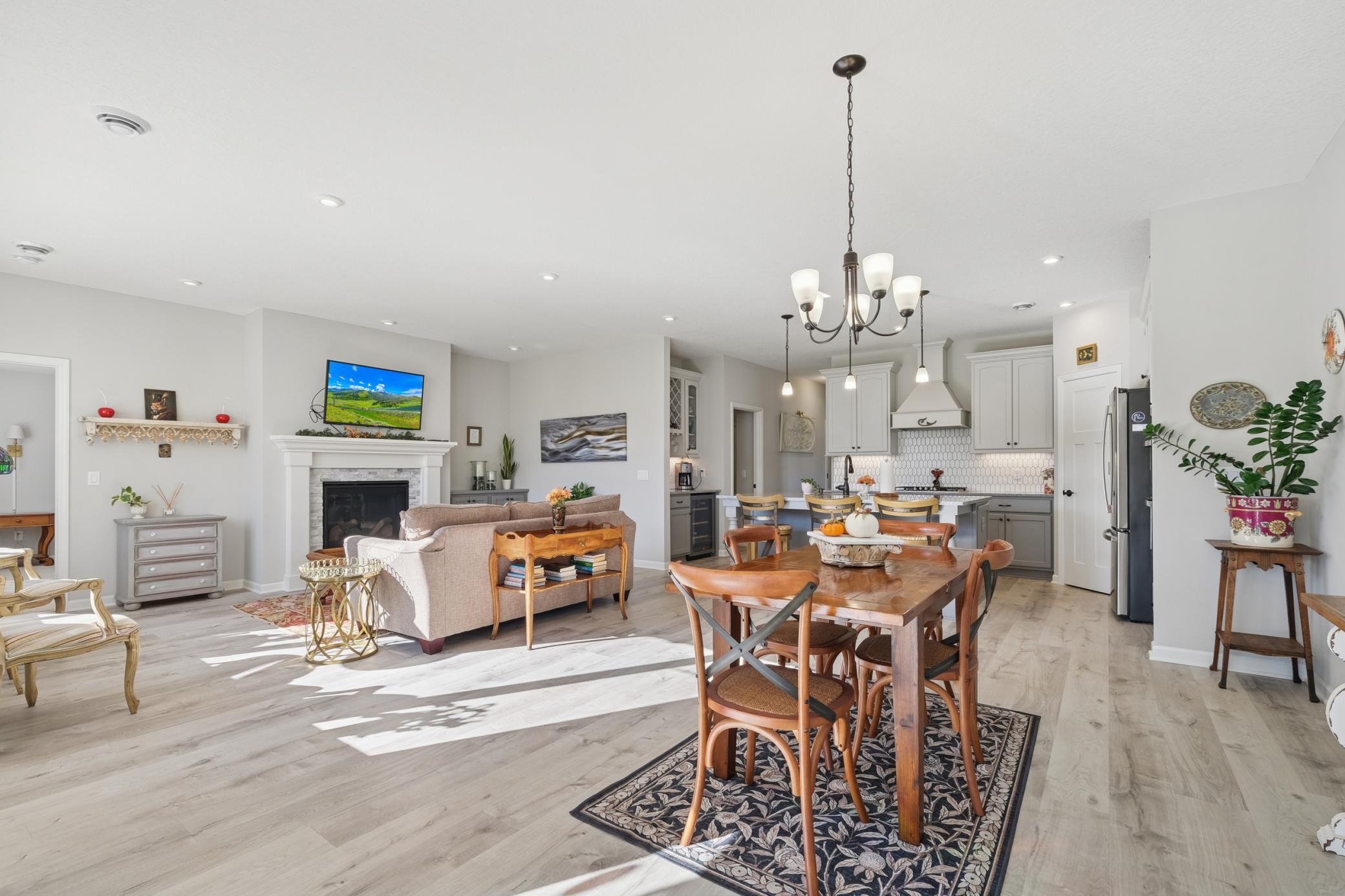 6737 Bellflower Drive